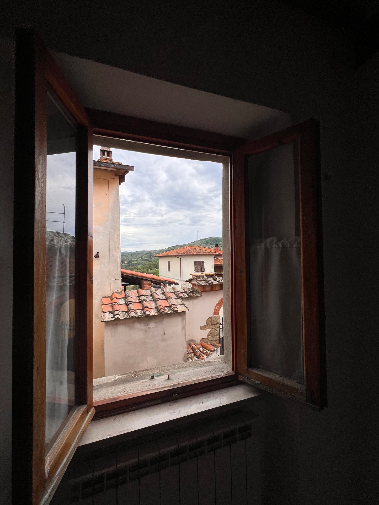 Two bedrooms, garden, balcony, big cellar and storage