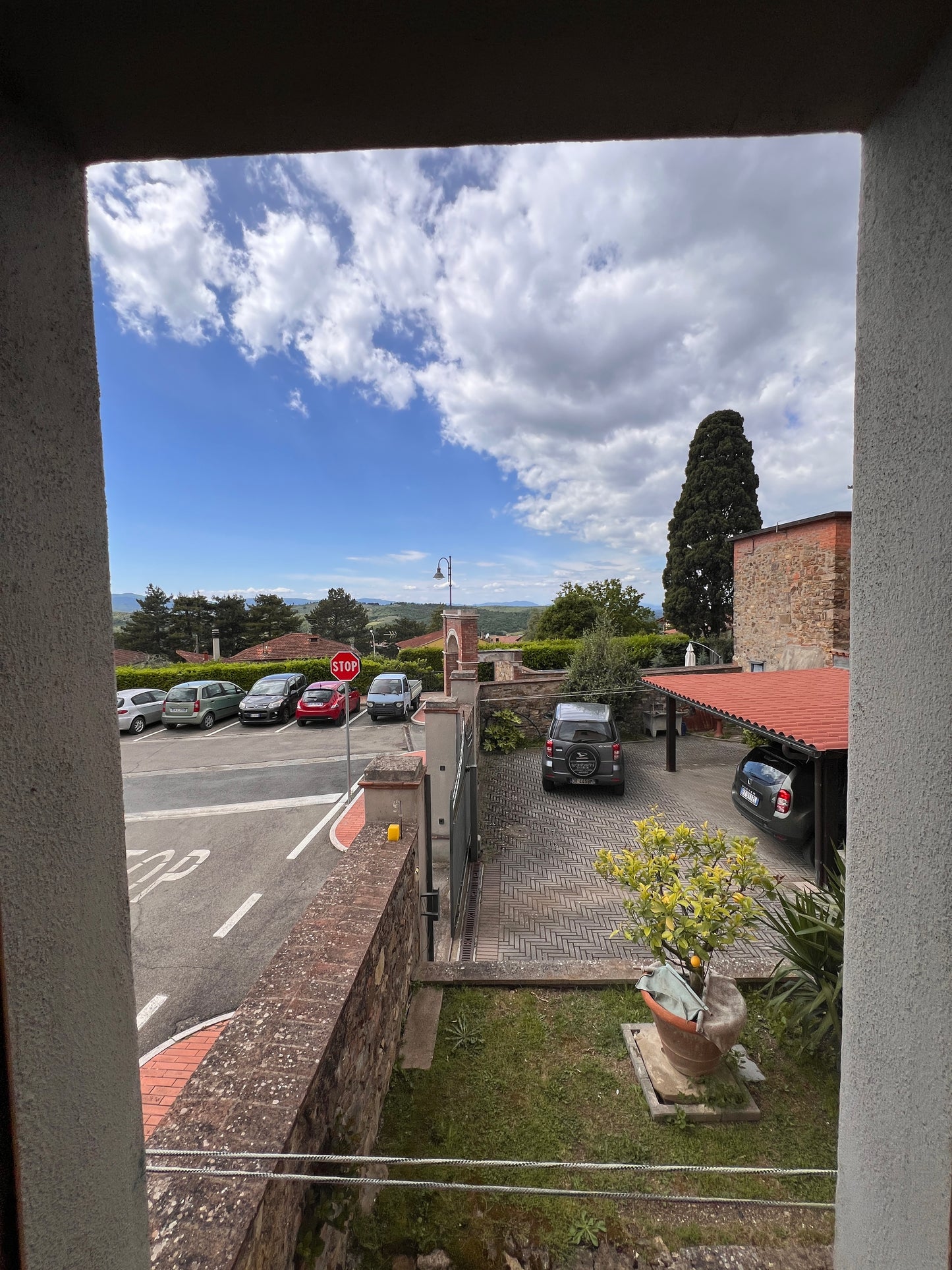 Two bedrooms, garden, balcony, big cellar and storage