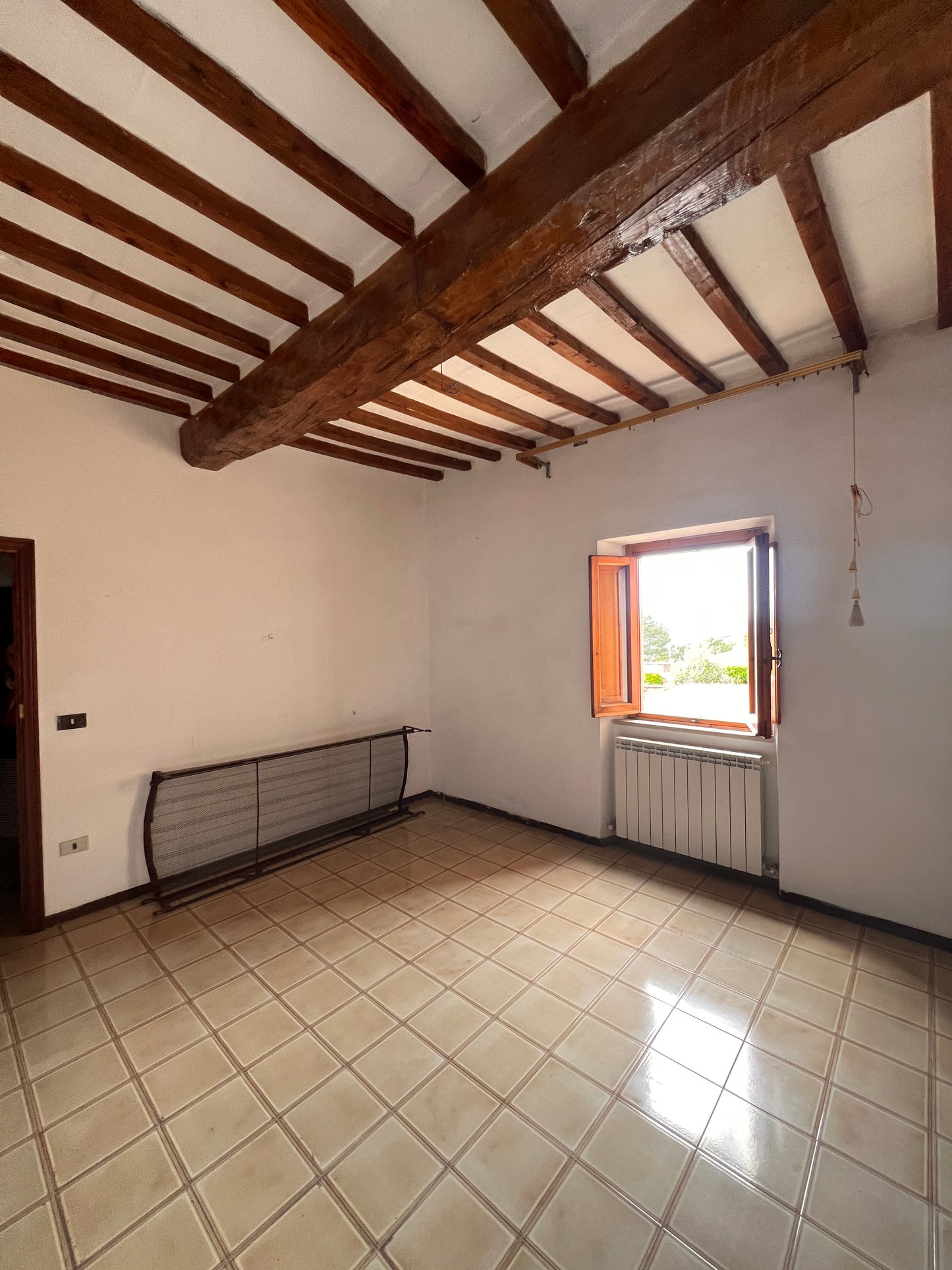 Two bedrooms, garden, balcony, big cellar and storage