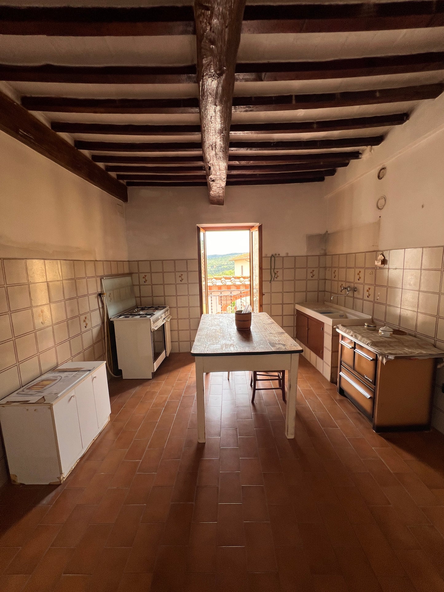 Two bedrooms, garden, balcony, big cellar and storage