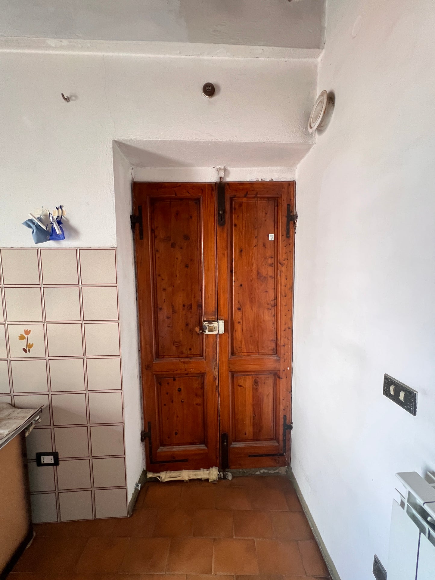 Two bedrooms, garden, balcony, big cellar and storage