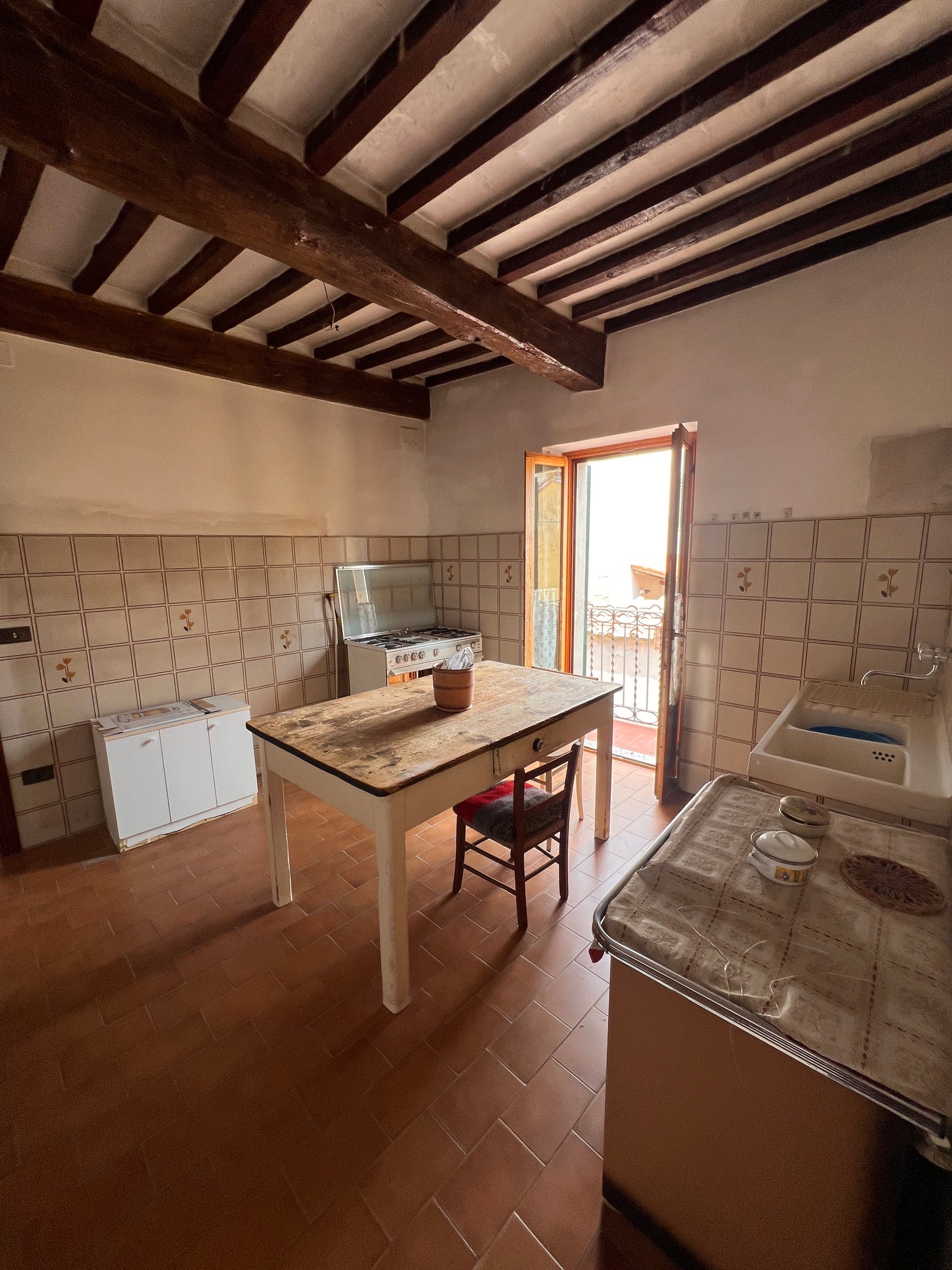 Two bedrooms, garden, balcony, big cellar and storage