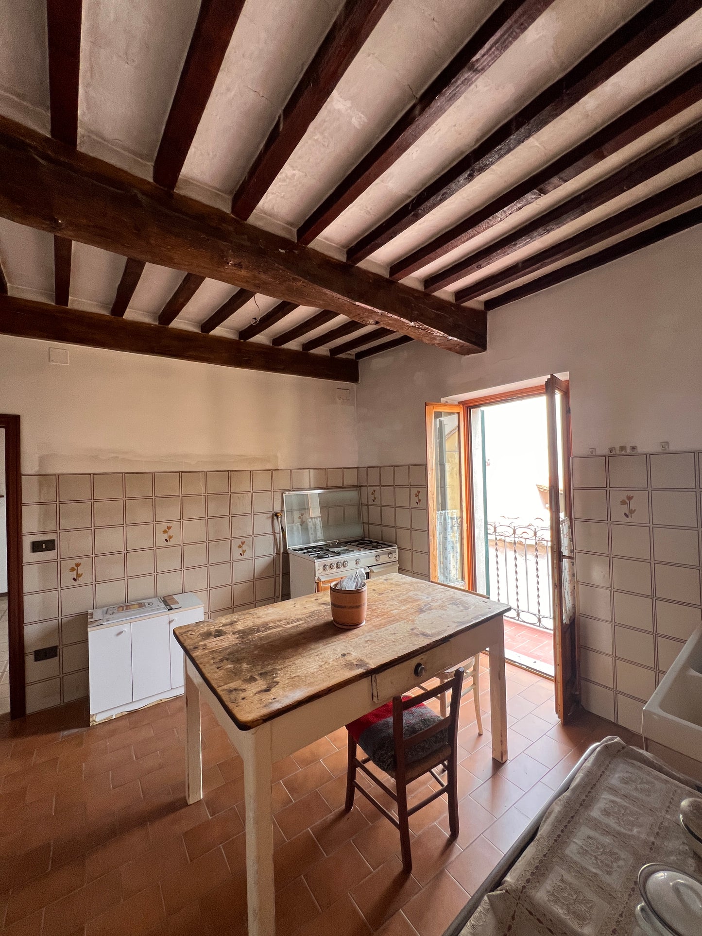 Two bedrooms, garden, balcony, big cellar and storage