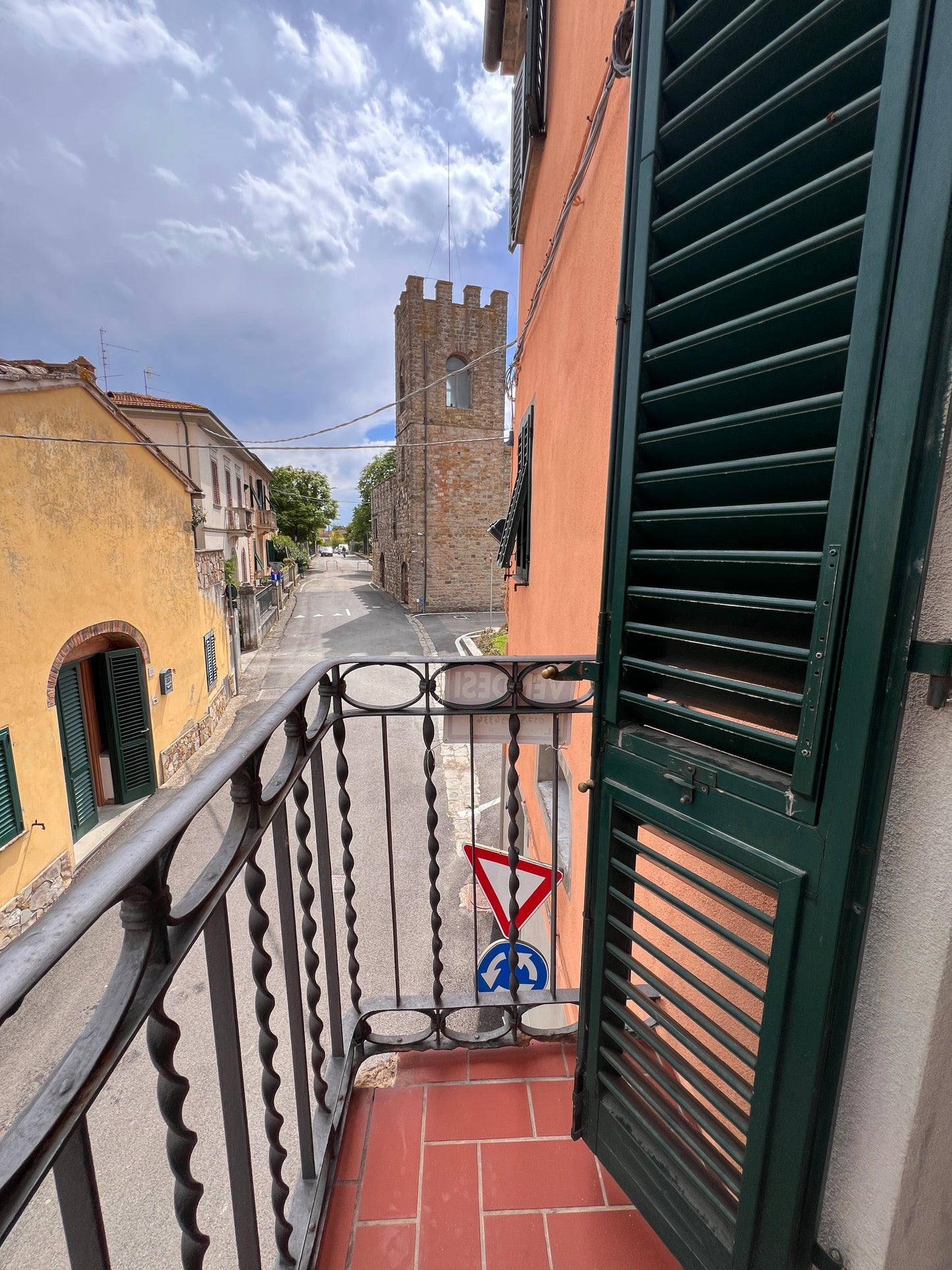Two bedrooms, garden, balcony, big cellar and storage