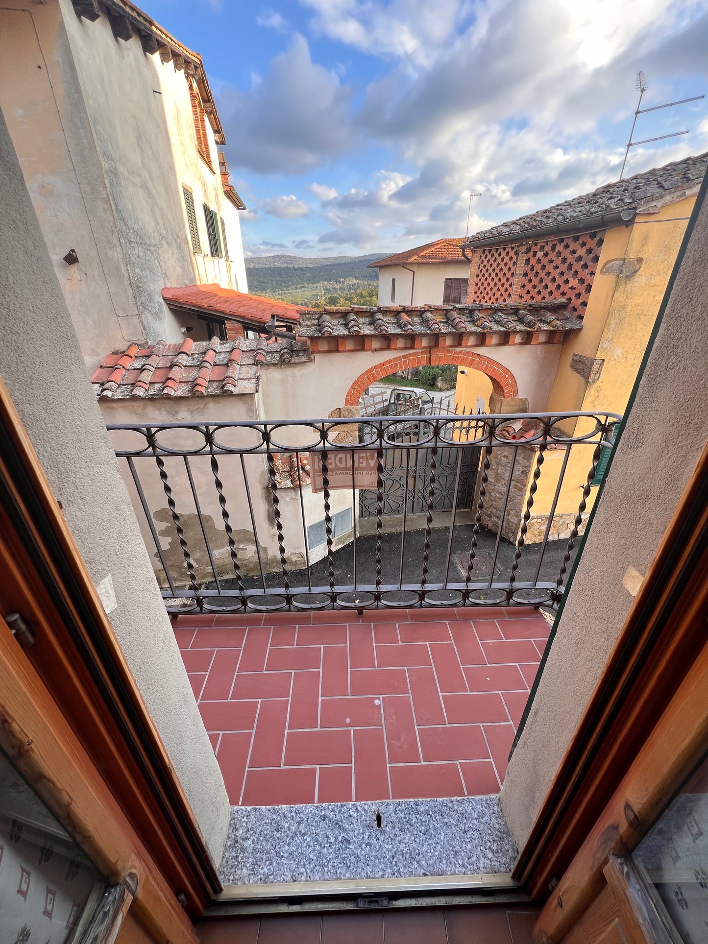 Two bedrooms, garden, balcony, big cellar and storage