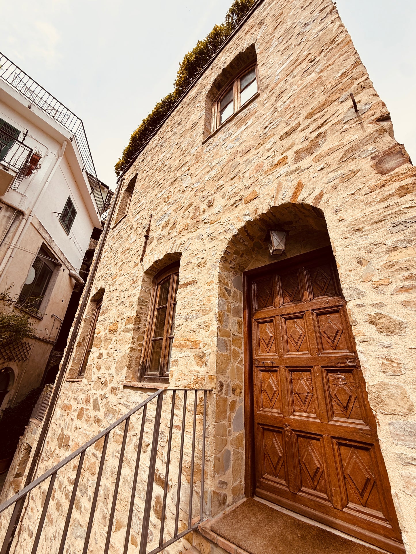 Renovated stone tower with a sea view
