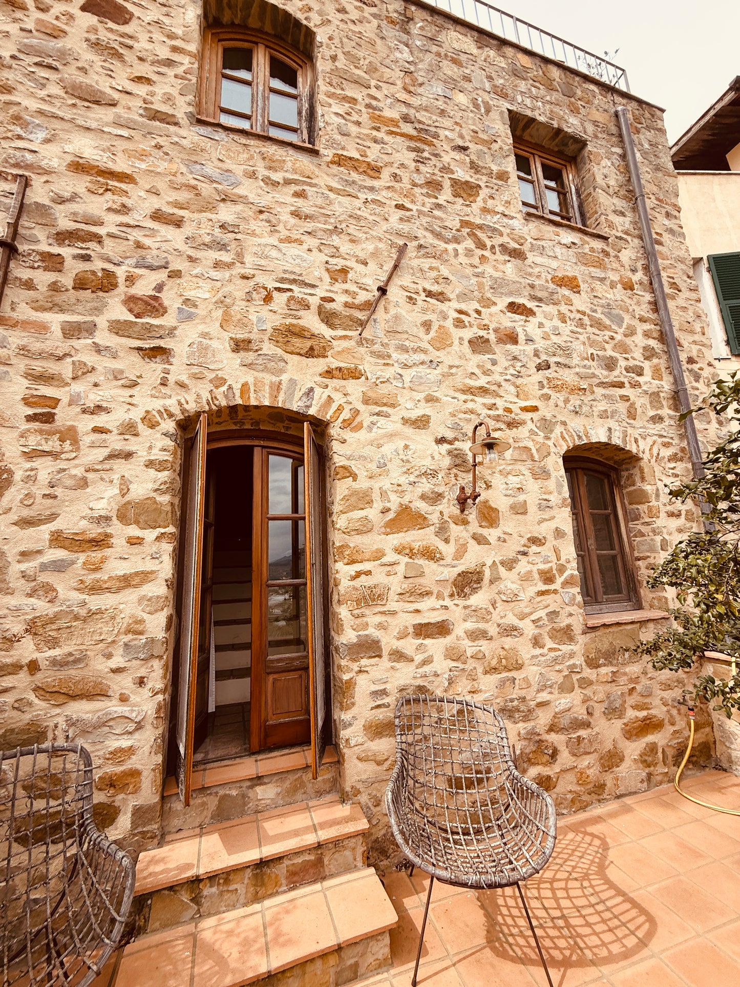 Renovated stone tower with a sea view