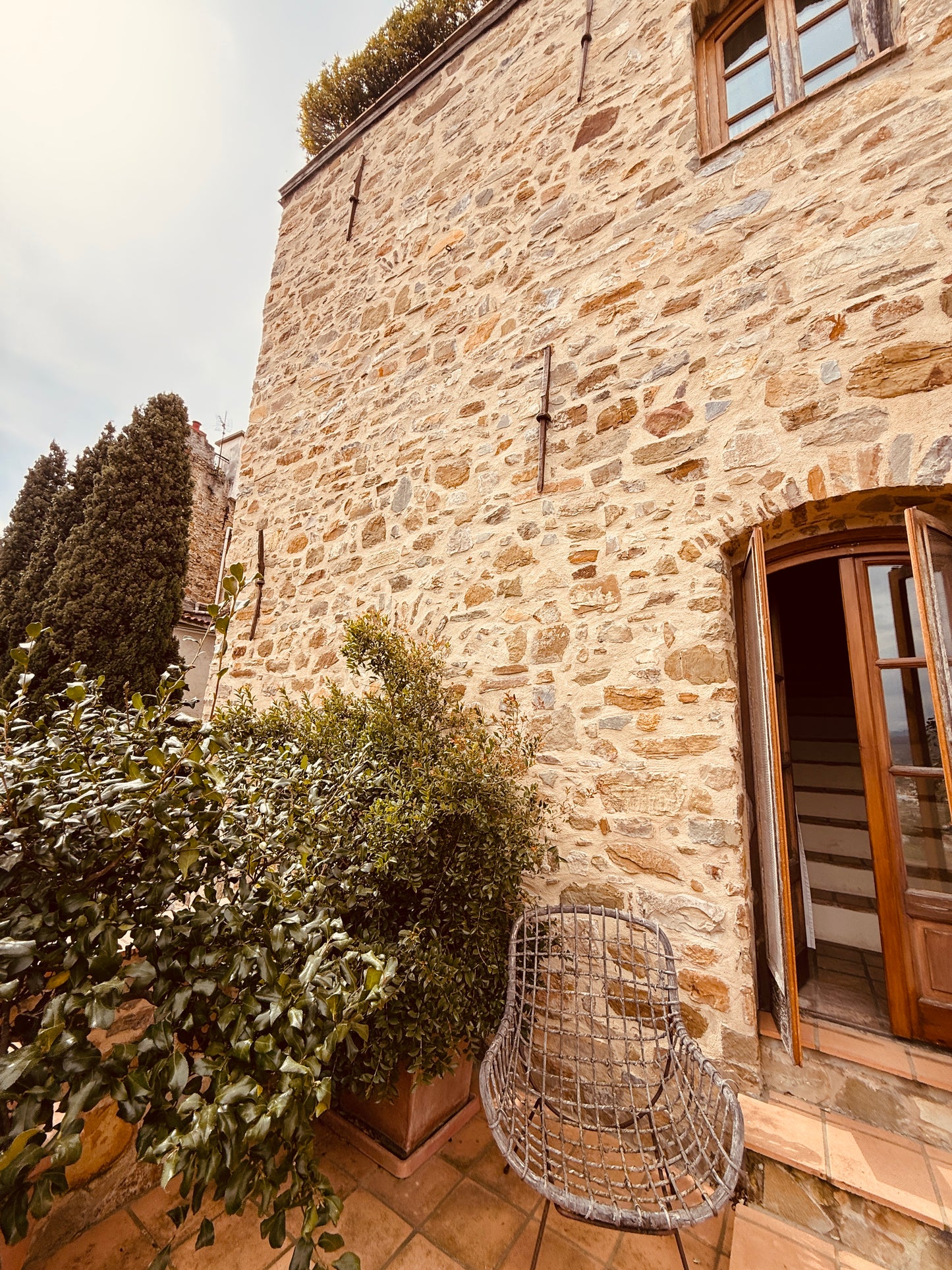 Renovated stone tower with a sea view