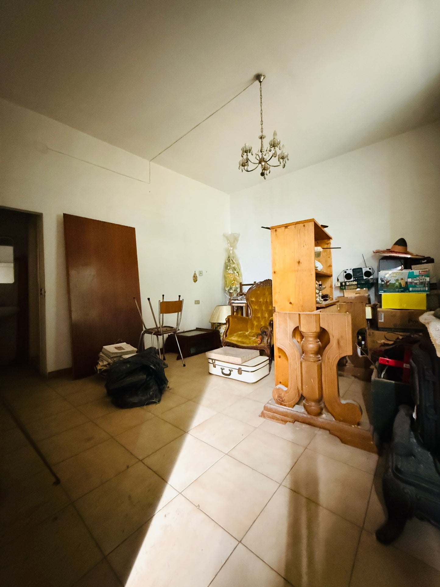 House in the village to renovate