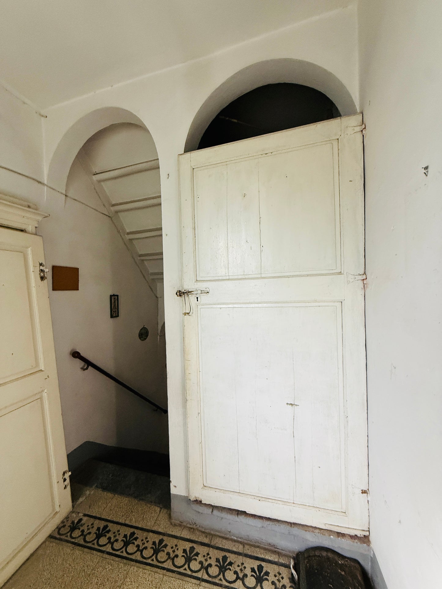 House in the village to renovate