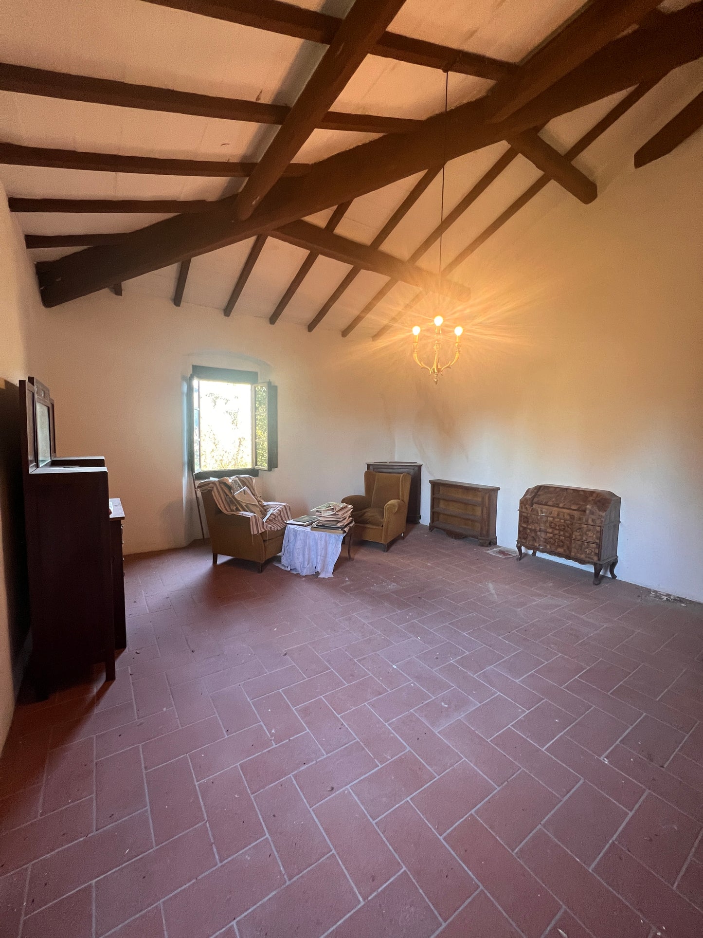 Farmhouse with land
