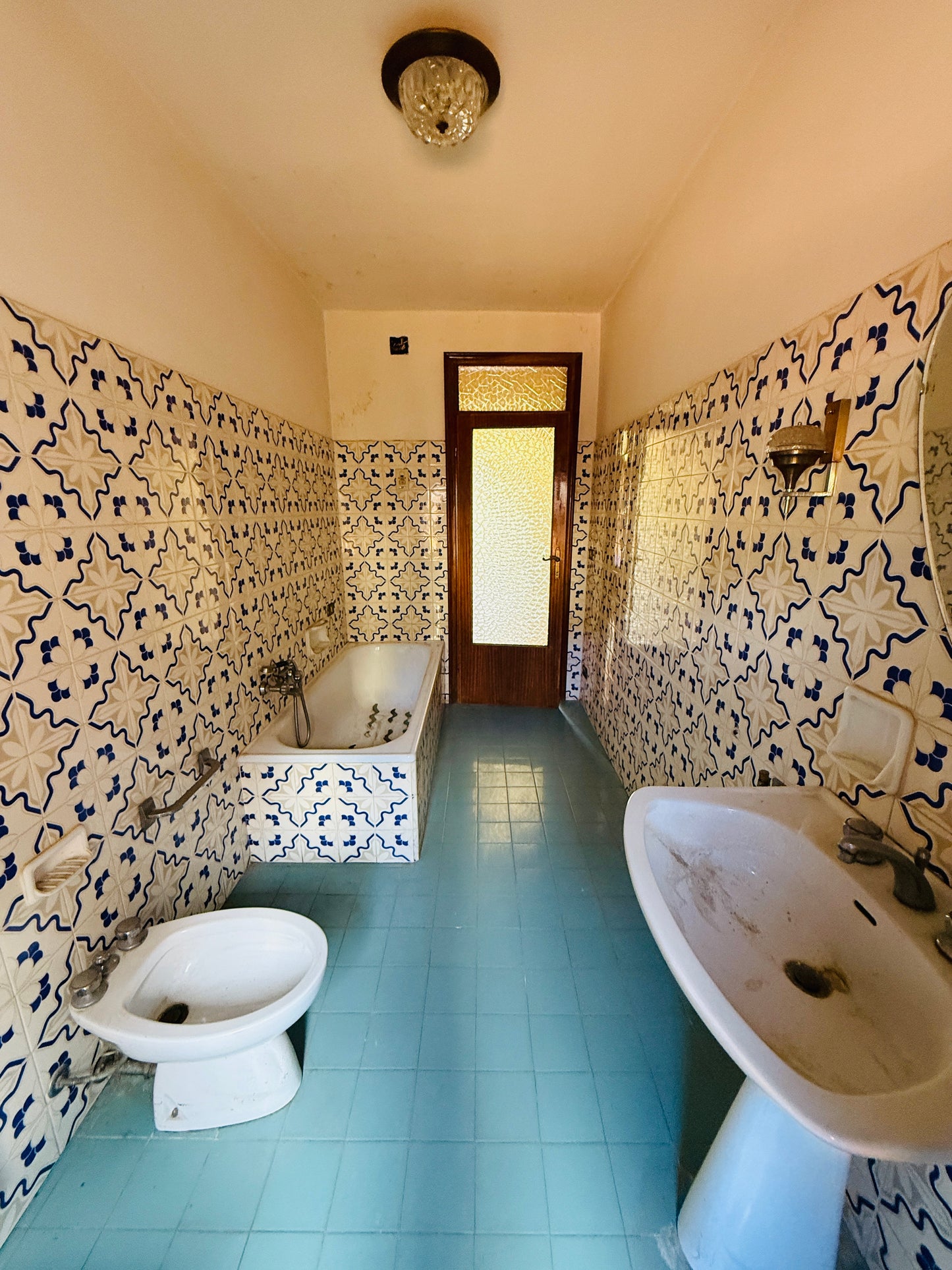 UNDER CONTRACT Apartment for Sale - An Opportunity Not to Be Missed!