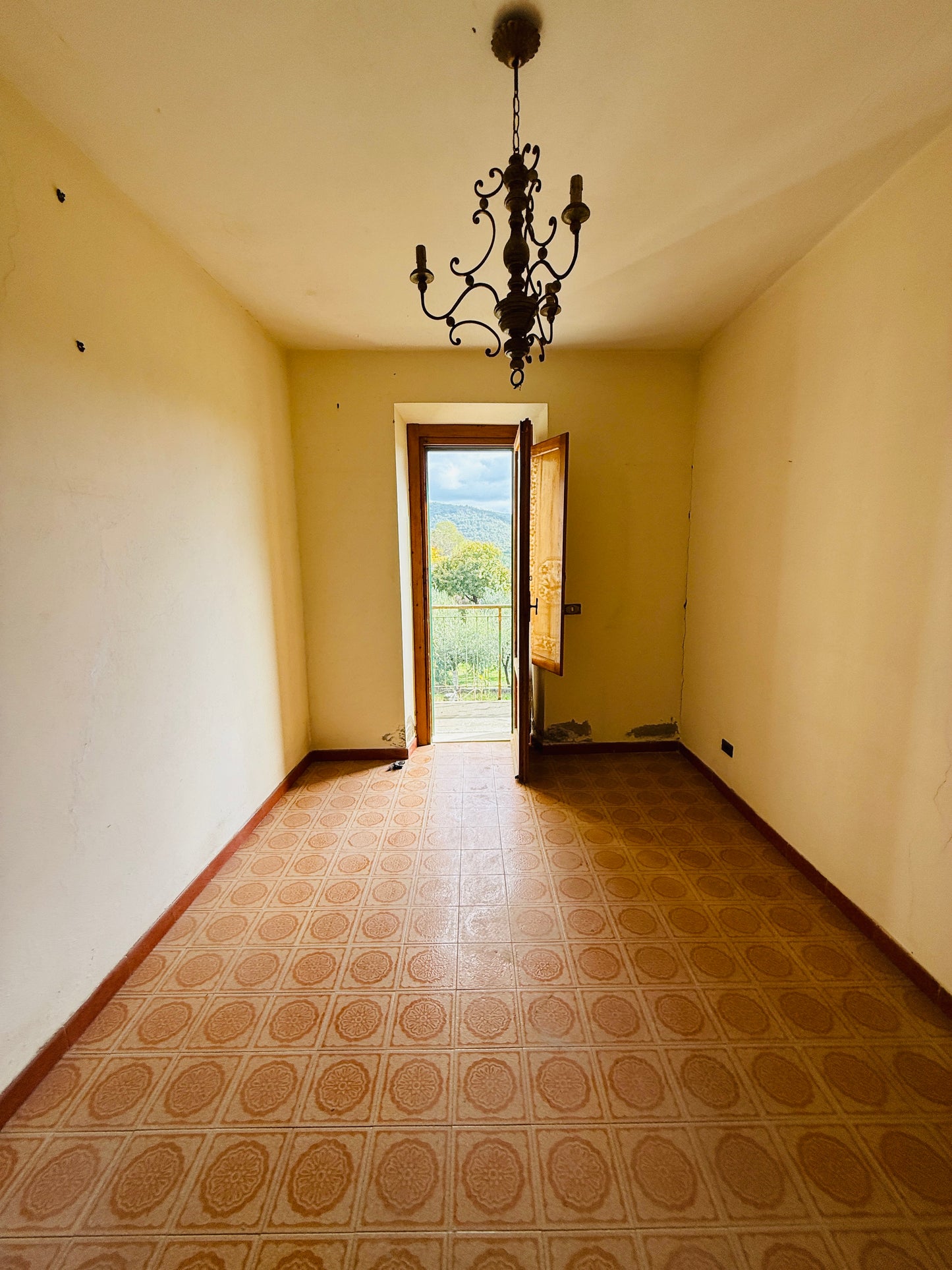 UNDER CONTRACT Apartment for Sale - An Opportunity Not to Be Missed!