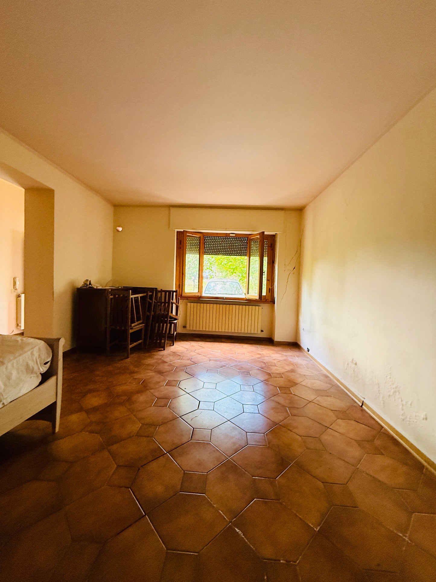Detached House with Investment Potential in Laterina for Two Apartments