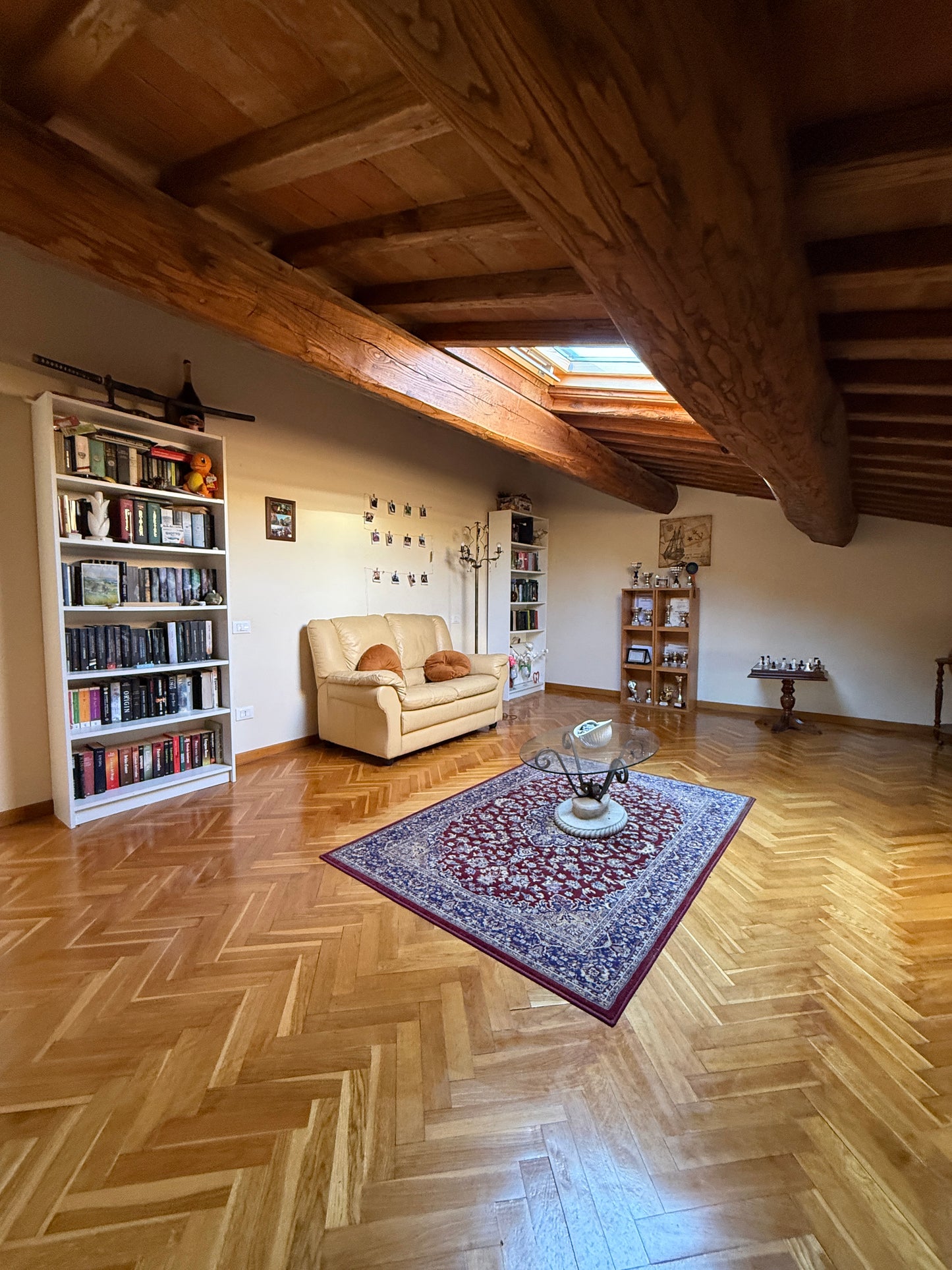 Renovated Penthouse with Panoramic View and Pool