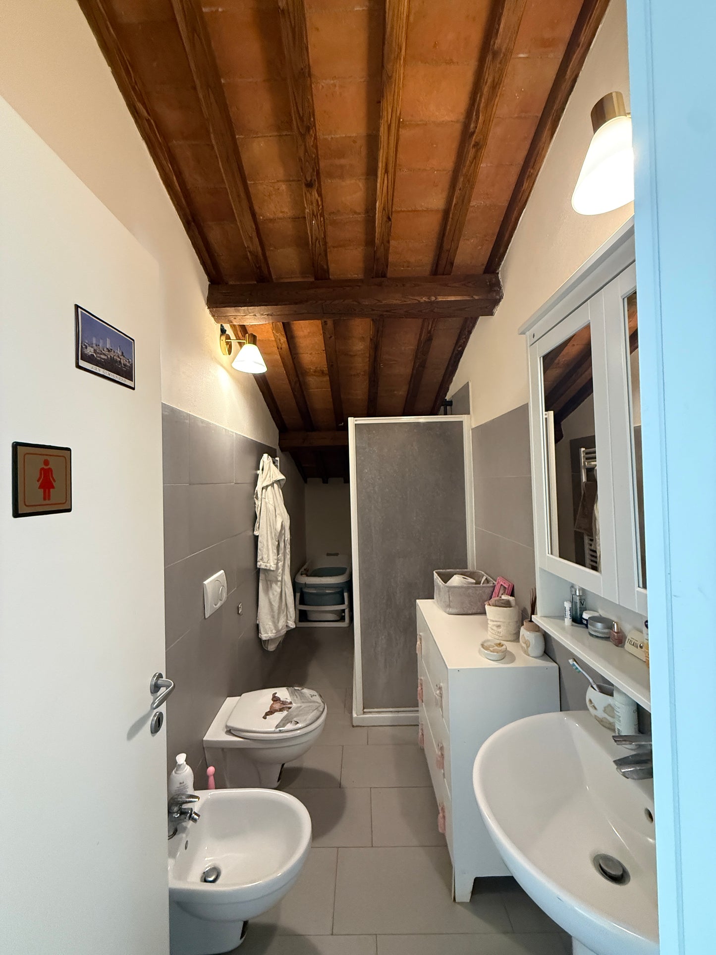 Renovated Penthouse with Panoramic View and Pool