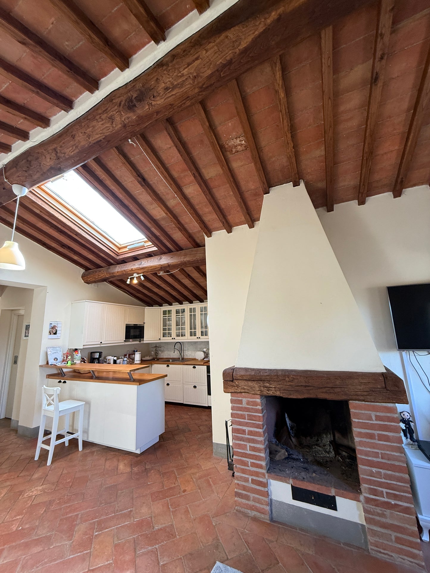 Renovated Penthouse with Panoramic View and Pool