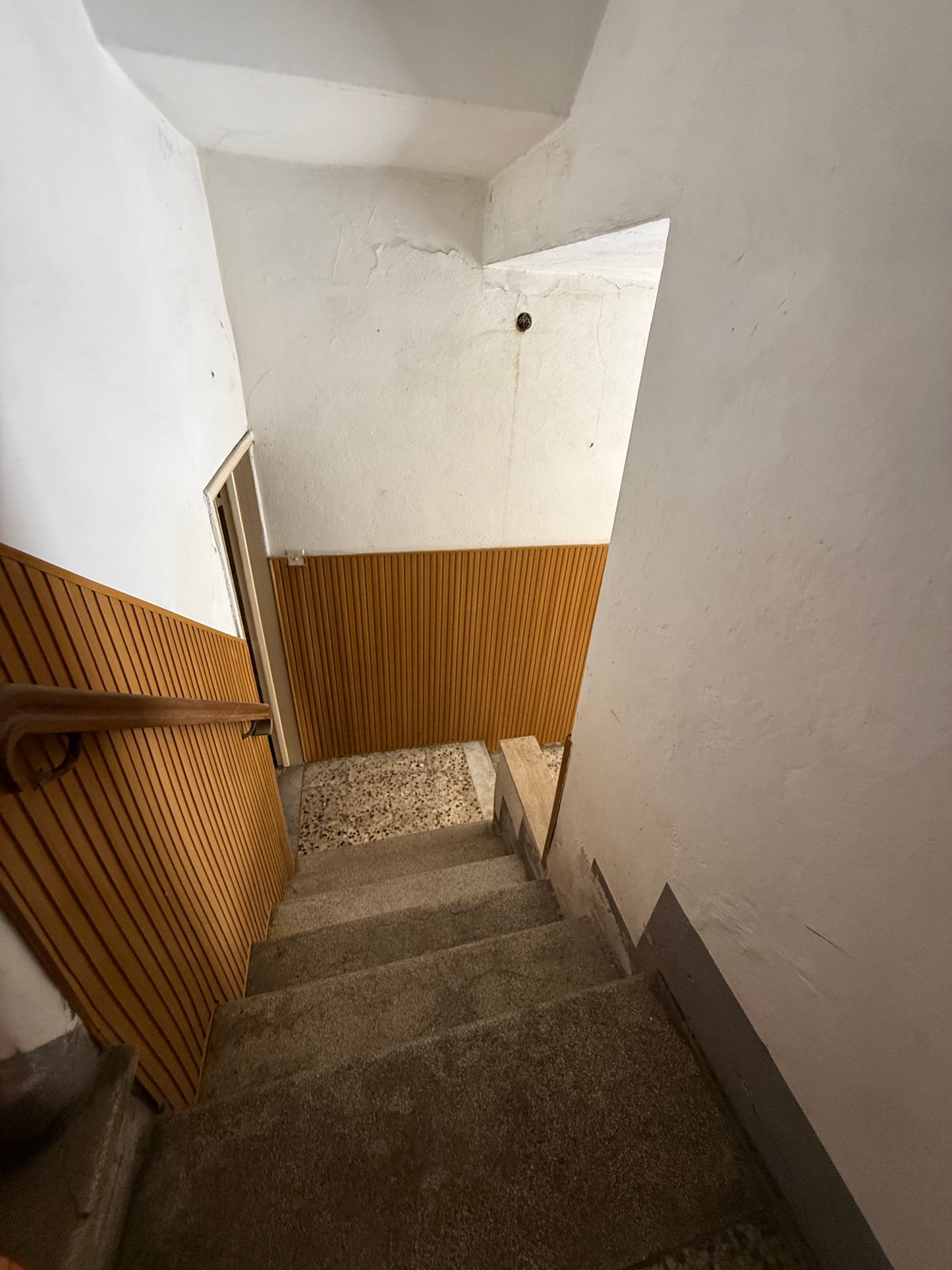 Apartment to renovate in the historic heart of Laterina