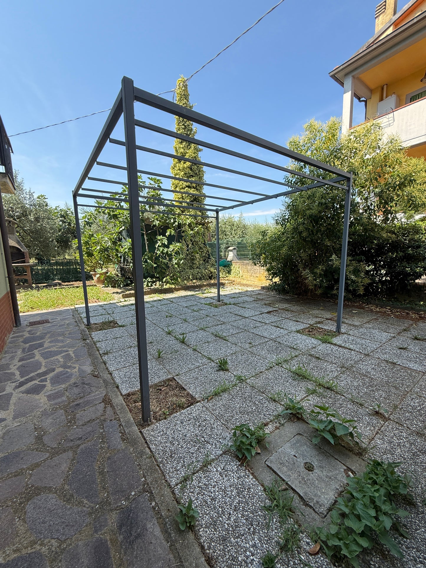 Corner Apartment with Private Garden and Garage