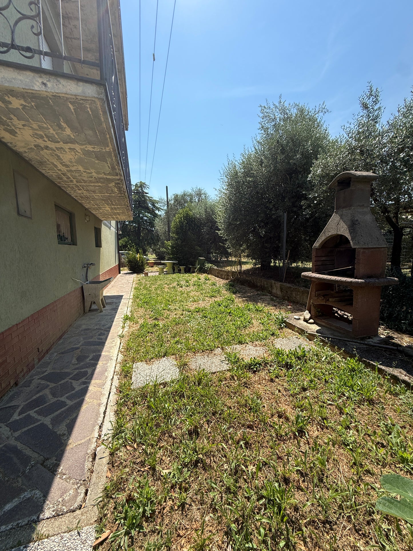 Corner Apartment with Private Garden and Garage