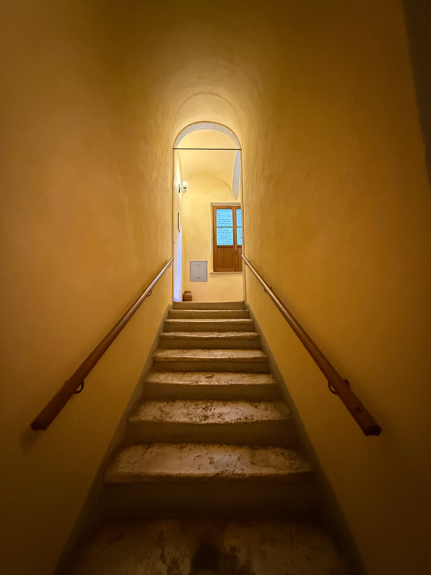Charming Two-Room Apartment in the Historic Heart of the City on Via Soccini