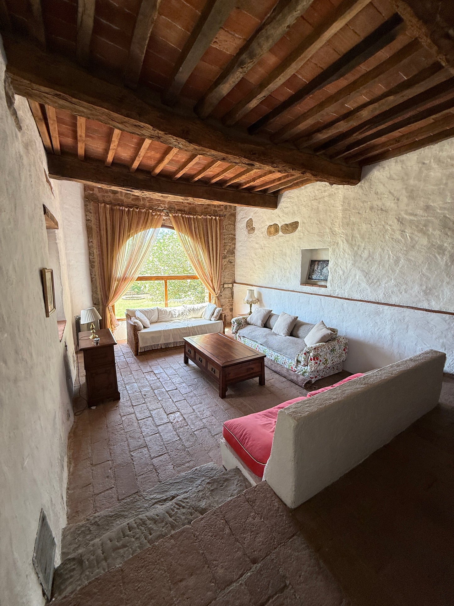 Charming Renovated Stone Barn with Pool