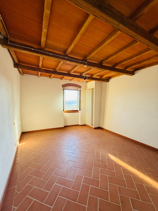 Completely renovated, never-inhabited detached townhouse in Laterina
