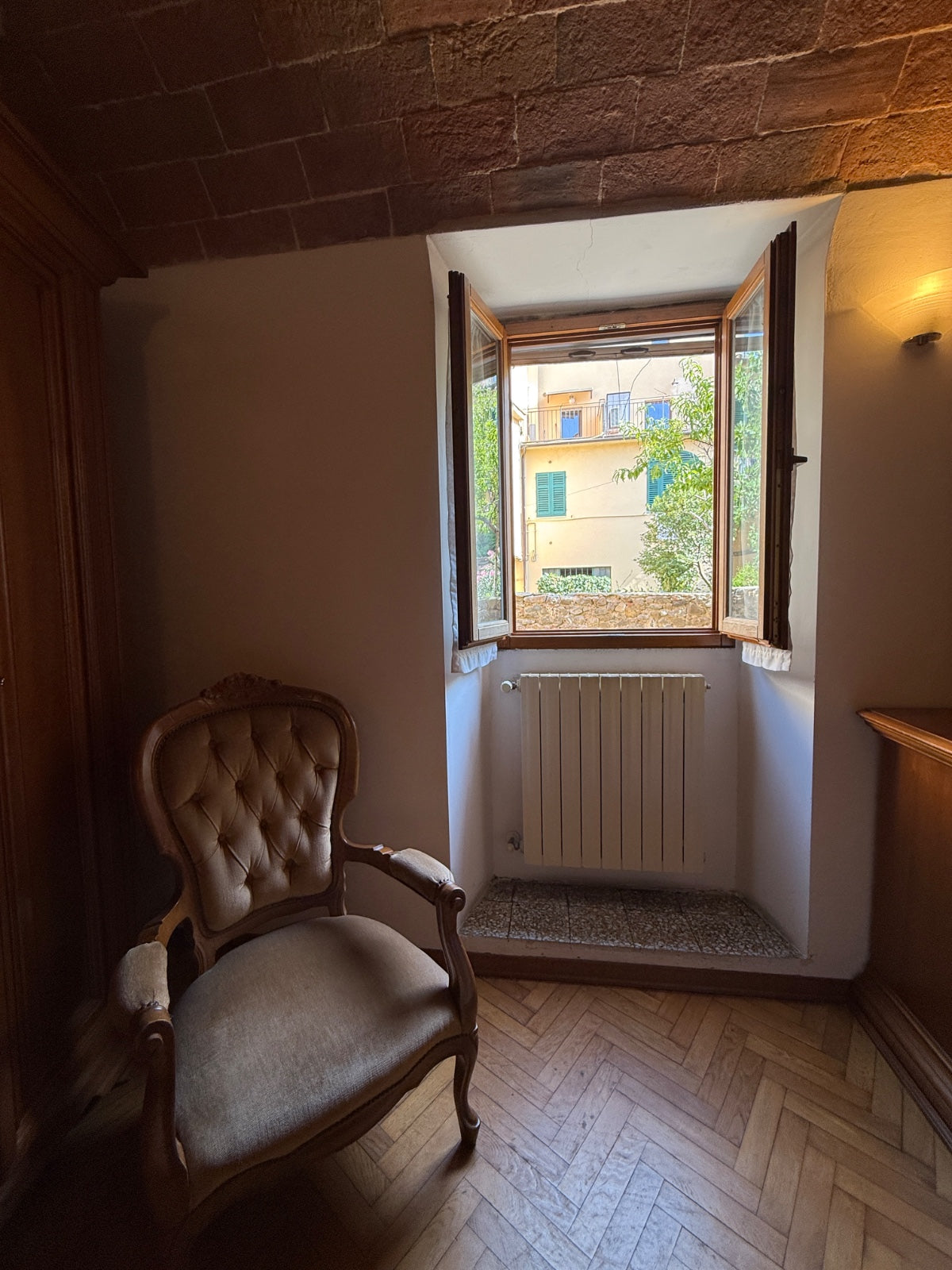 House with independent entrance in Borgo, Ready to move in