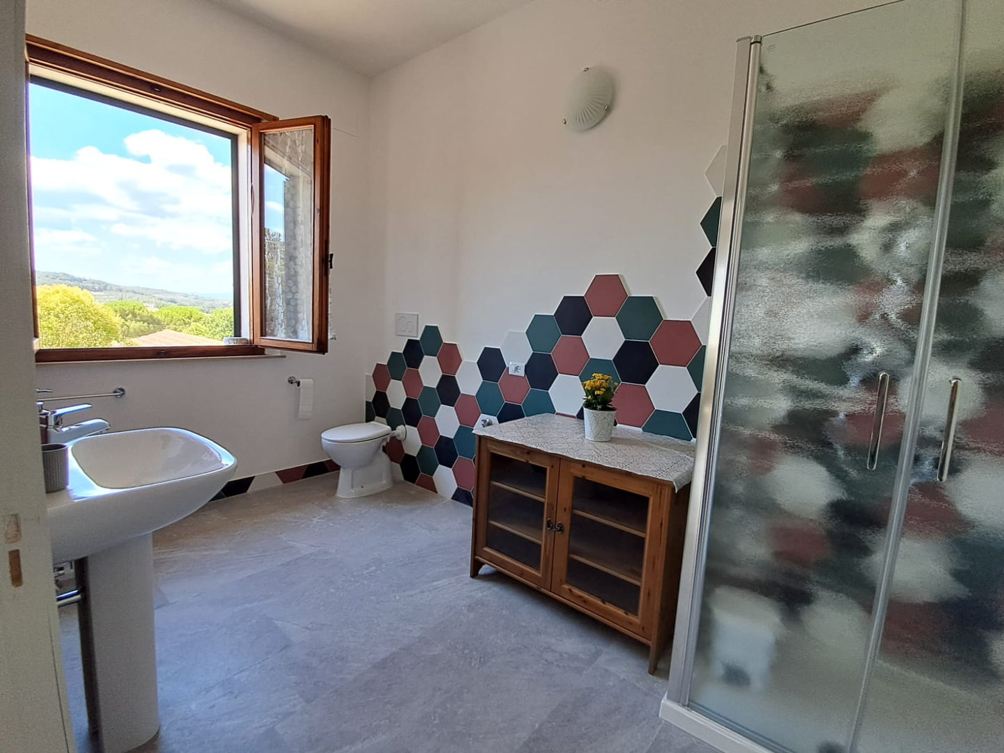Spacious two-room apartment ready to move in