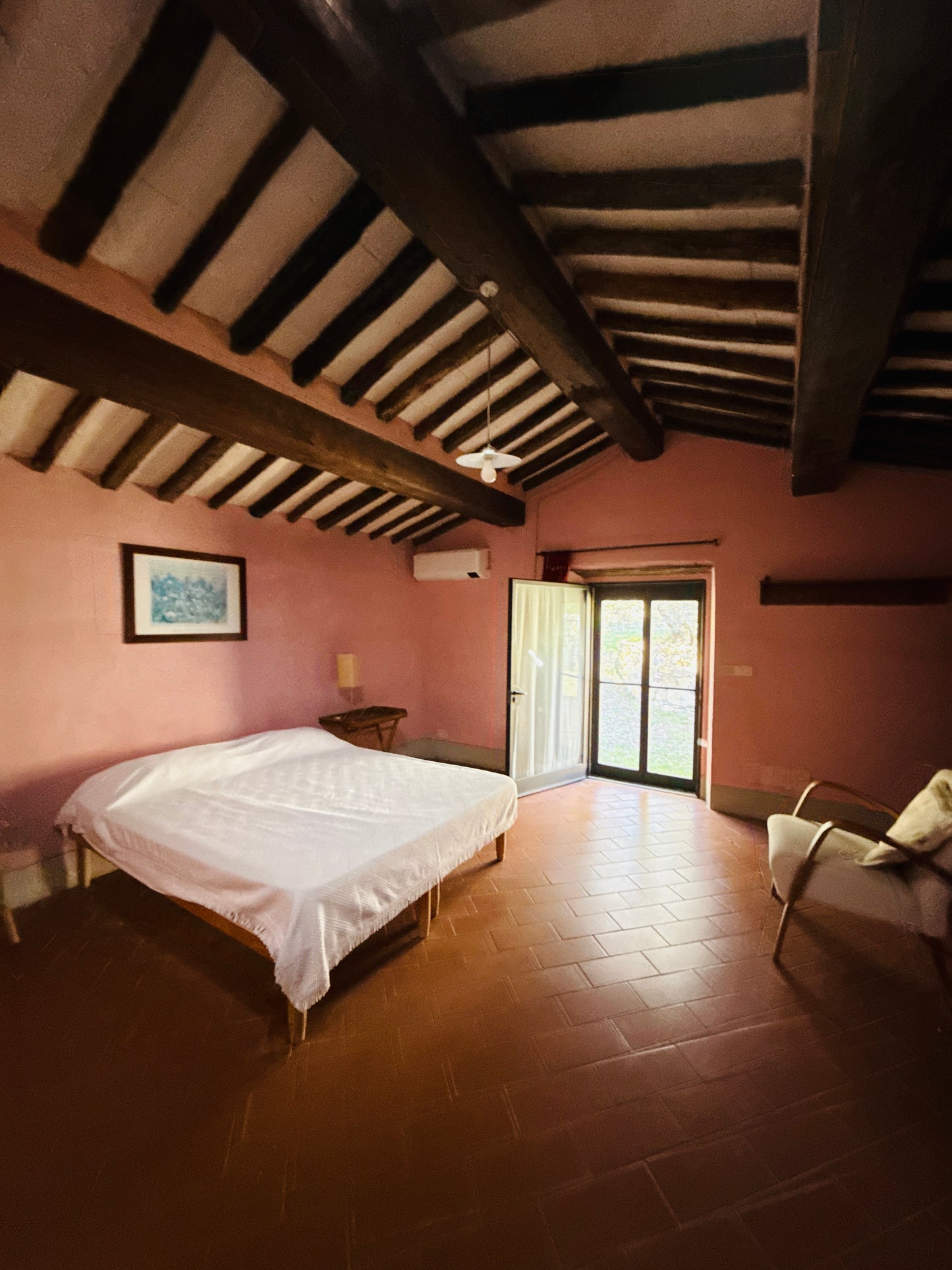 Renovated farmhouse in Pieve a Presciano with pool and view