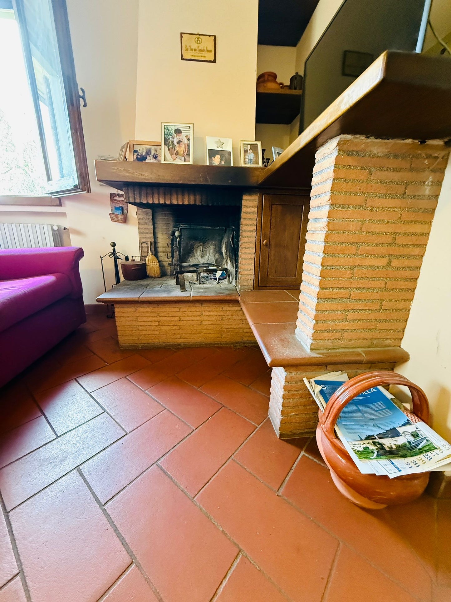 Detached house with three bedrooms and two bathrooms