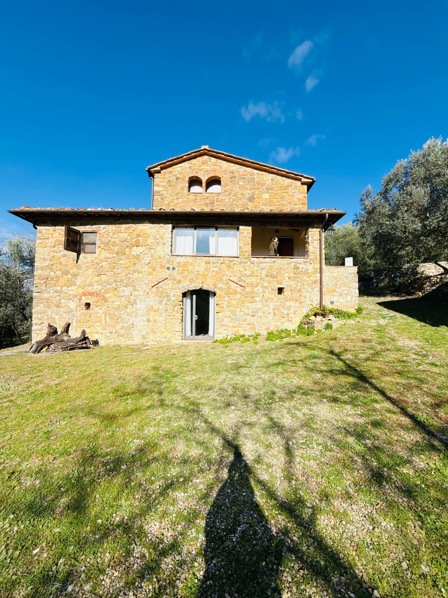 Renovated farmhouse in Pieve a Presciano with pool and view