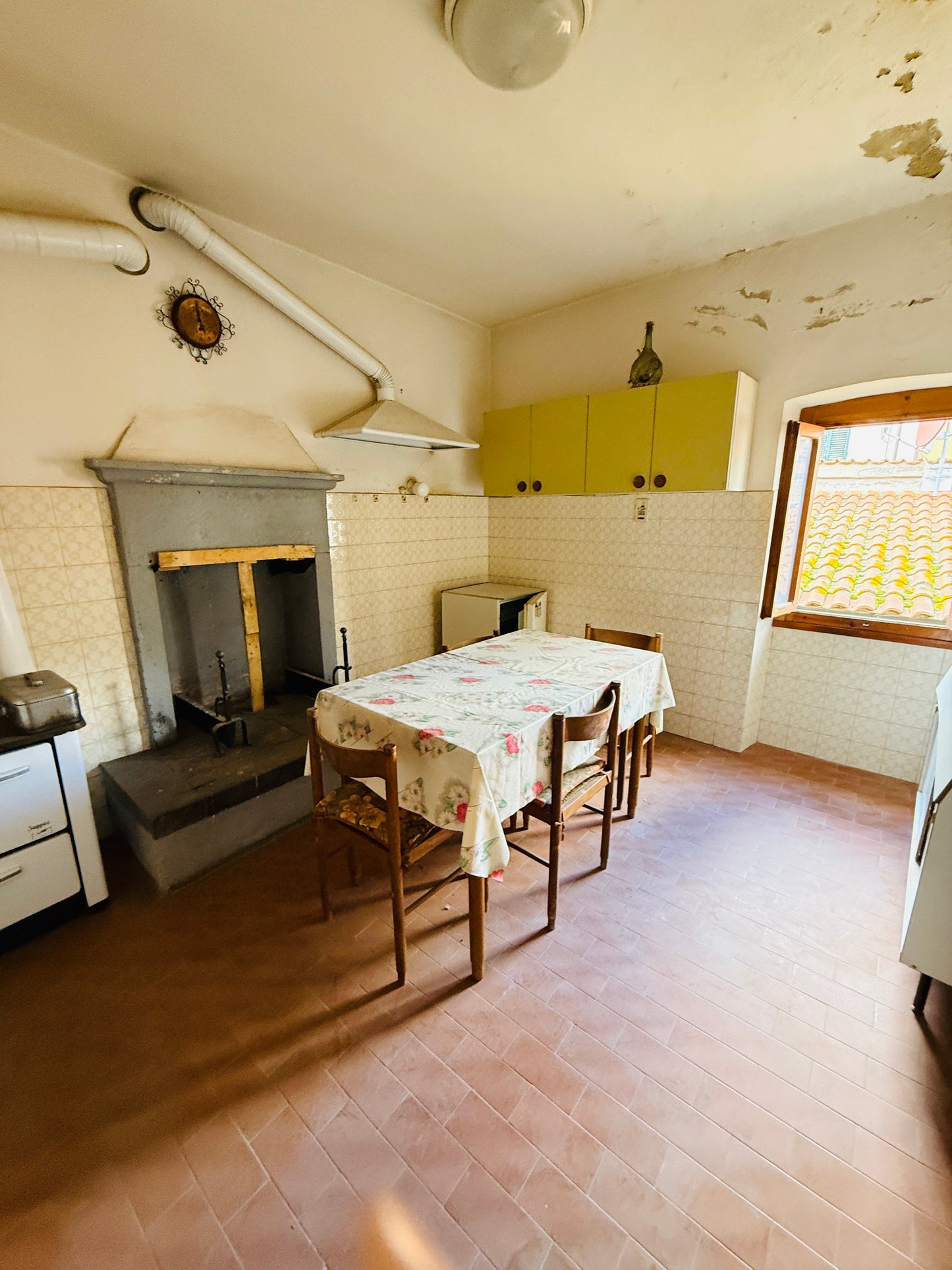 UNDER CONTRACT Apartment for Sale - An Opportunity Not to Be Missed!