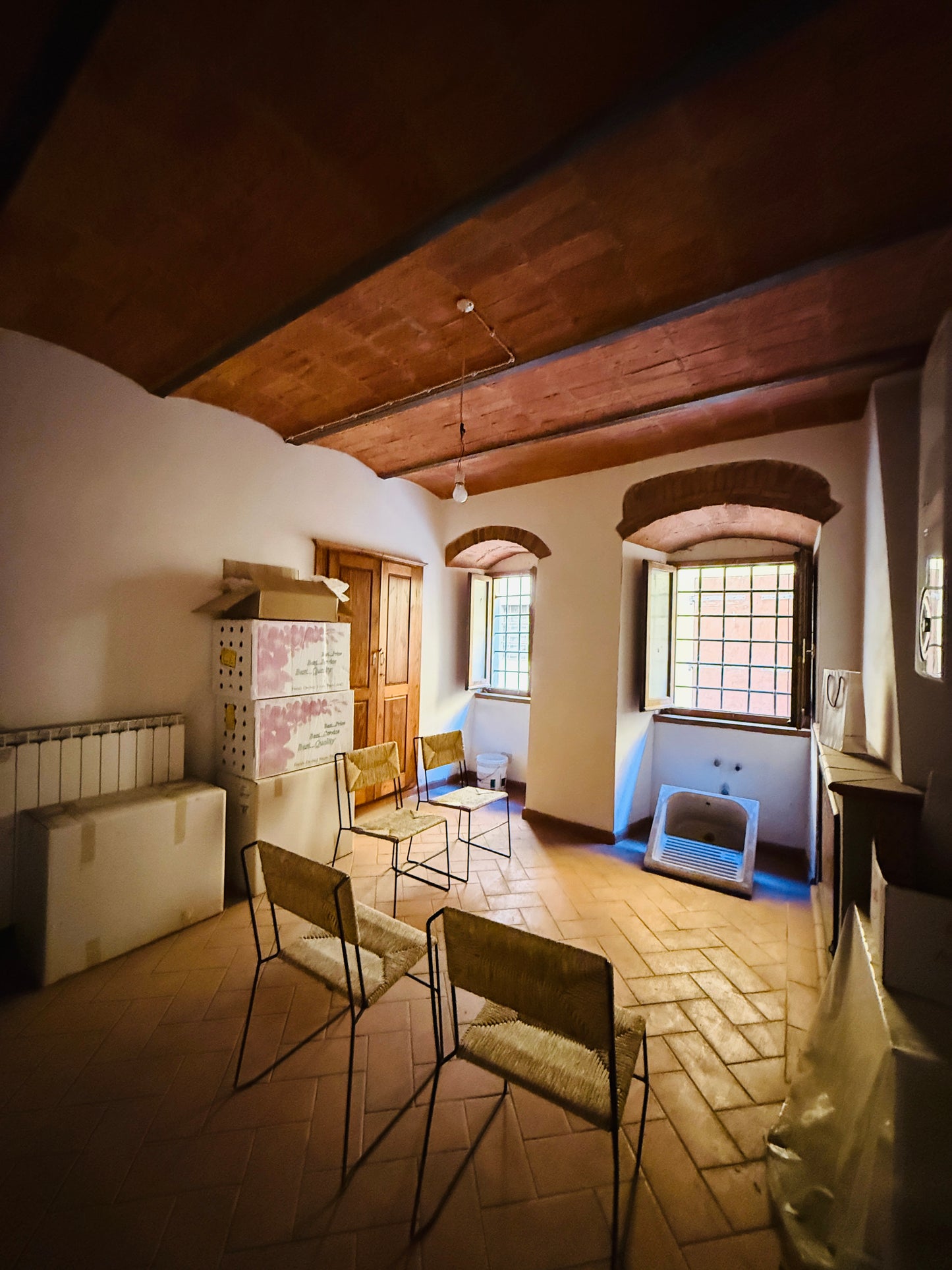 Completely renovated, never-inhabited detached townhouse in Laterina