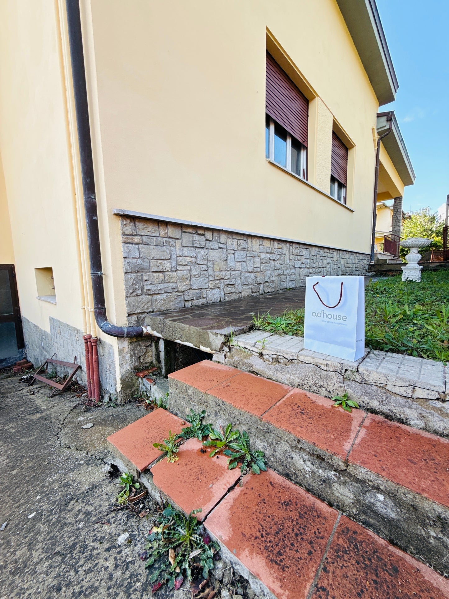 Detached house for sale in Laterina