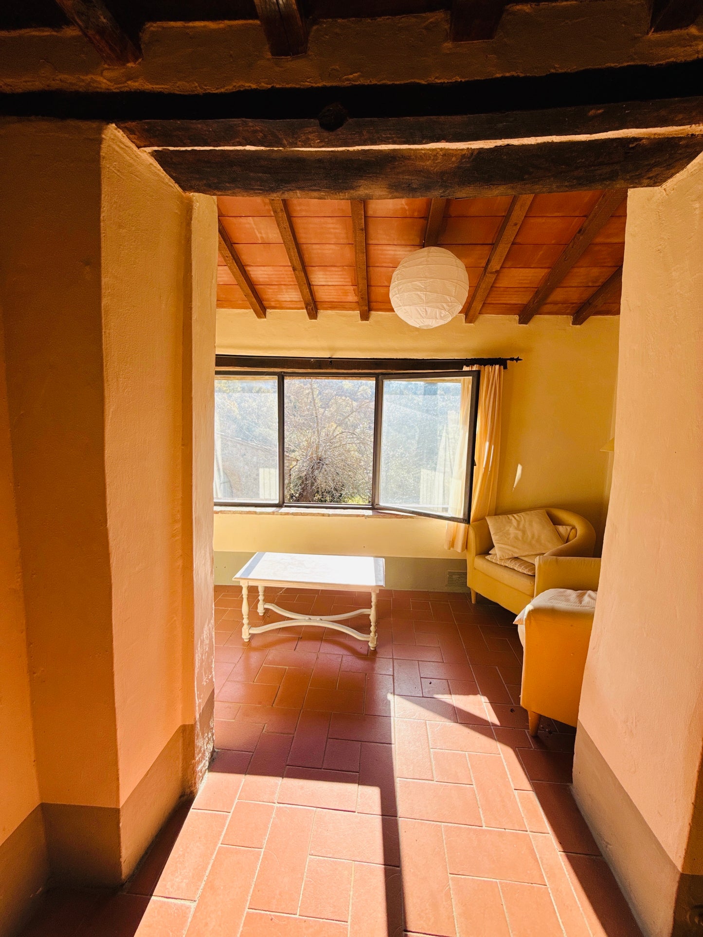 Renovated farmhouse in Pieve a Presciano with pool and view