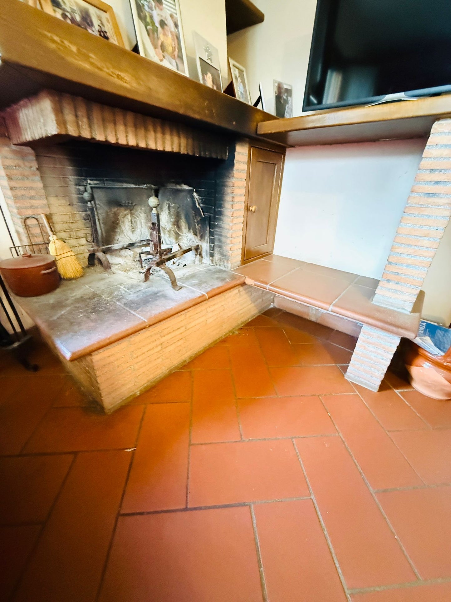 Detached house with three bedrooms and two bathrooms