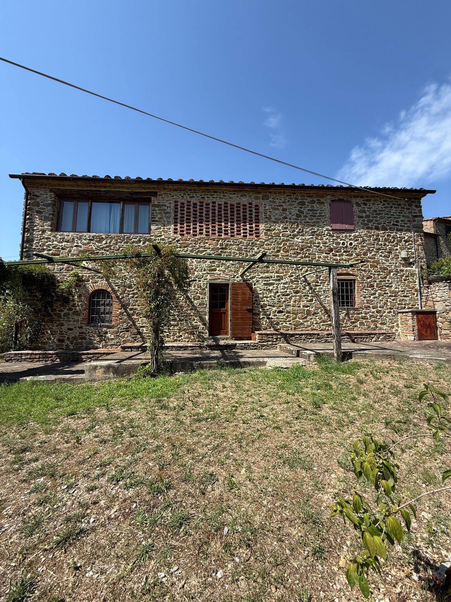 Charming Renovated Stone Barn with Pool