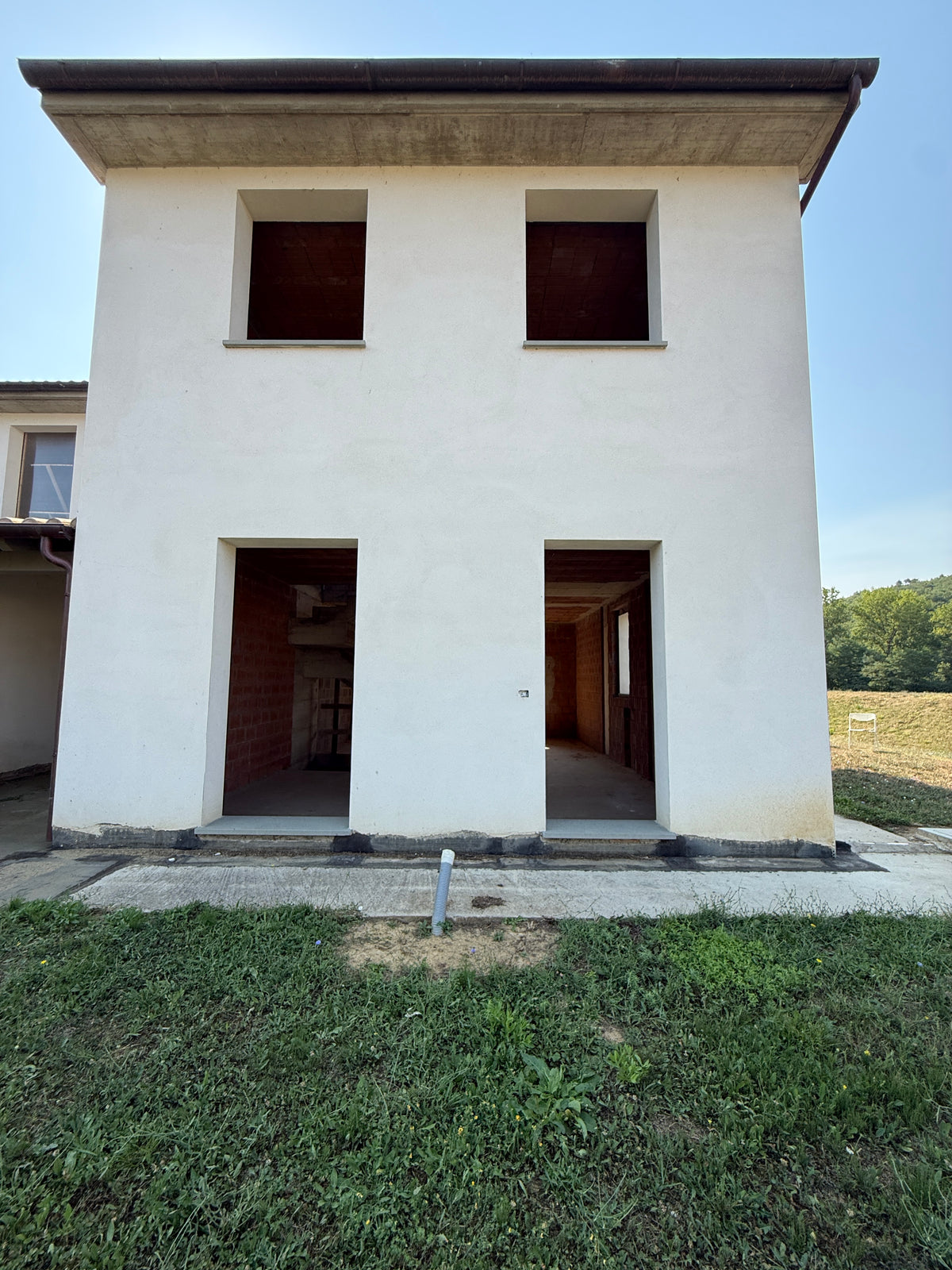 Detached house, new construction - unfinished, free on three sides