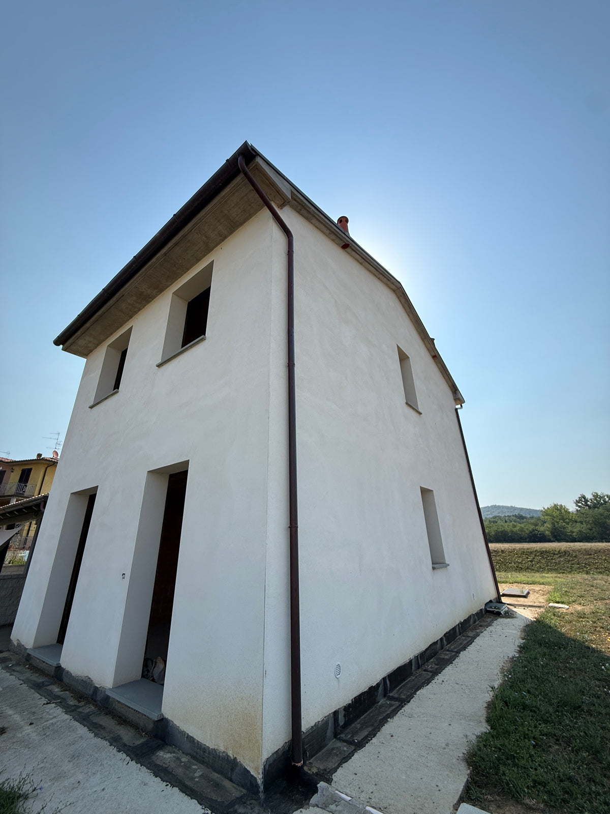 Detached house, new construction - unfinished, free on three sides