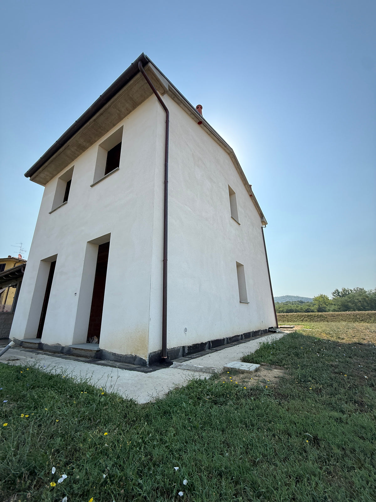 Detached house, new construction - unfinished, free on three sides
