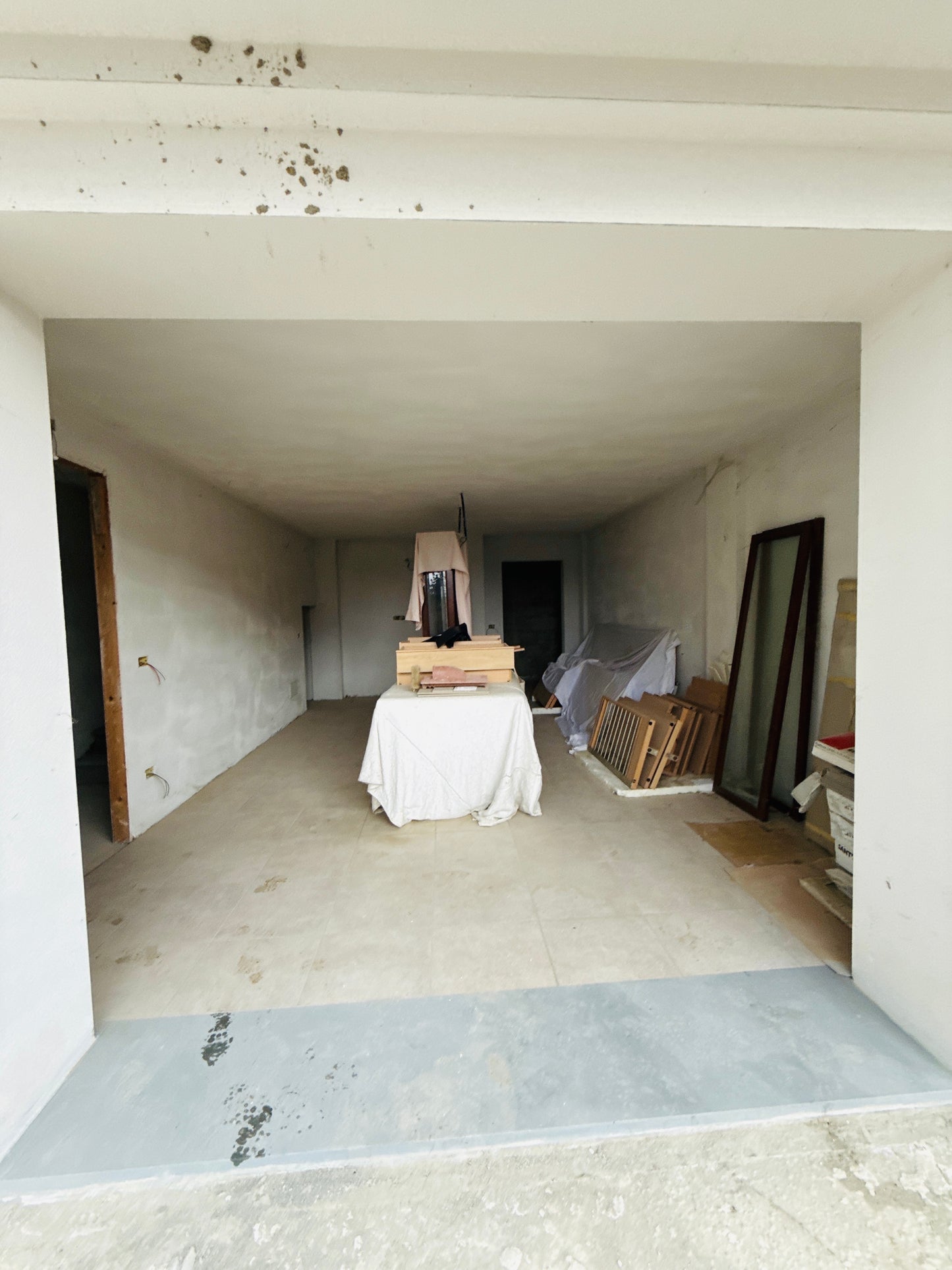 Semi-detached house for sale - advanced unfinished state