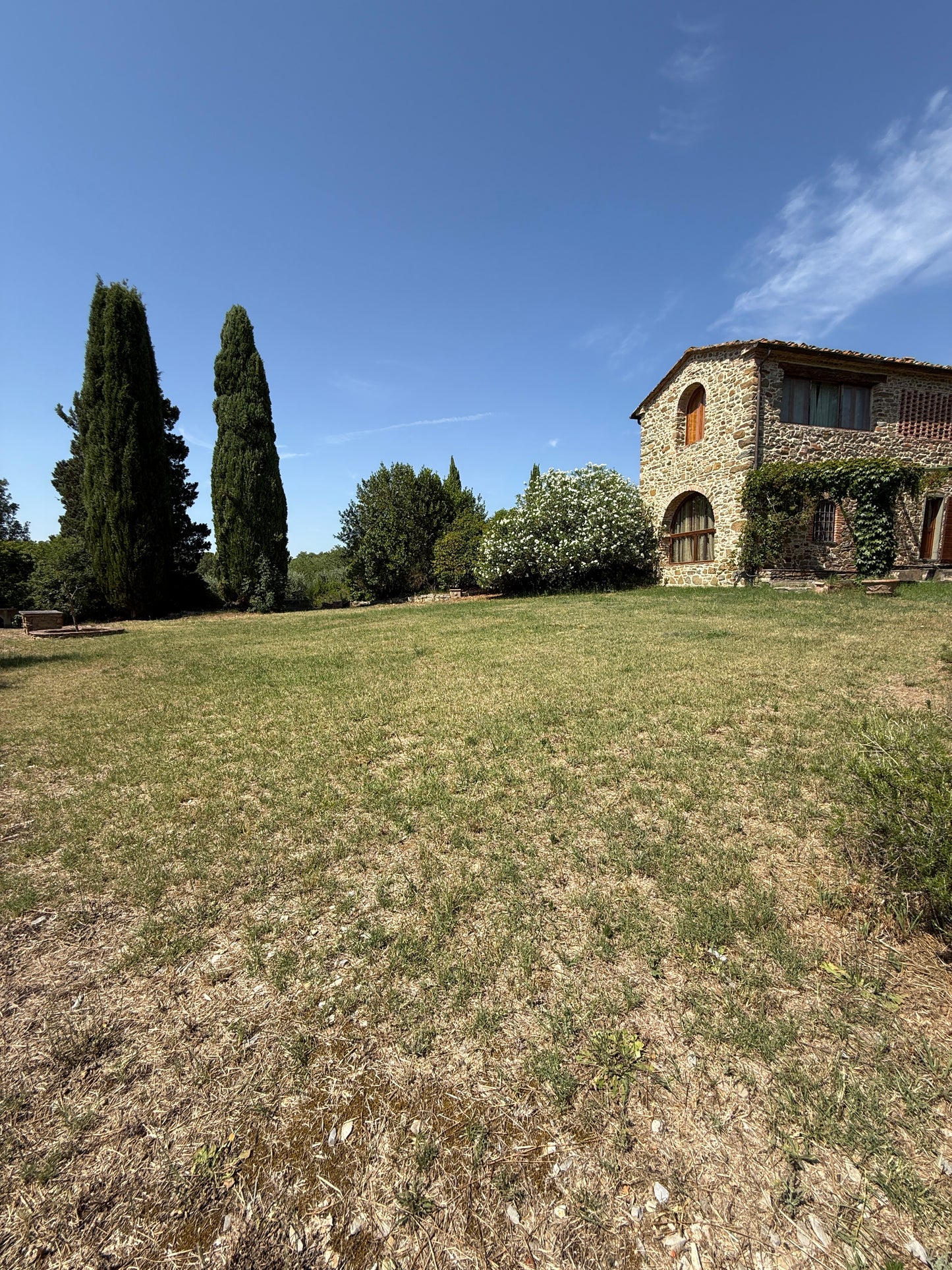 Charming Renovated Stone Barn with Pool
