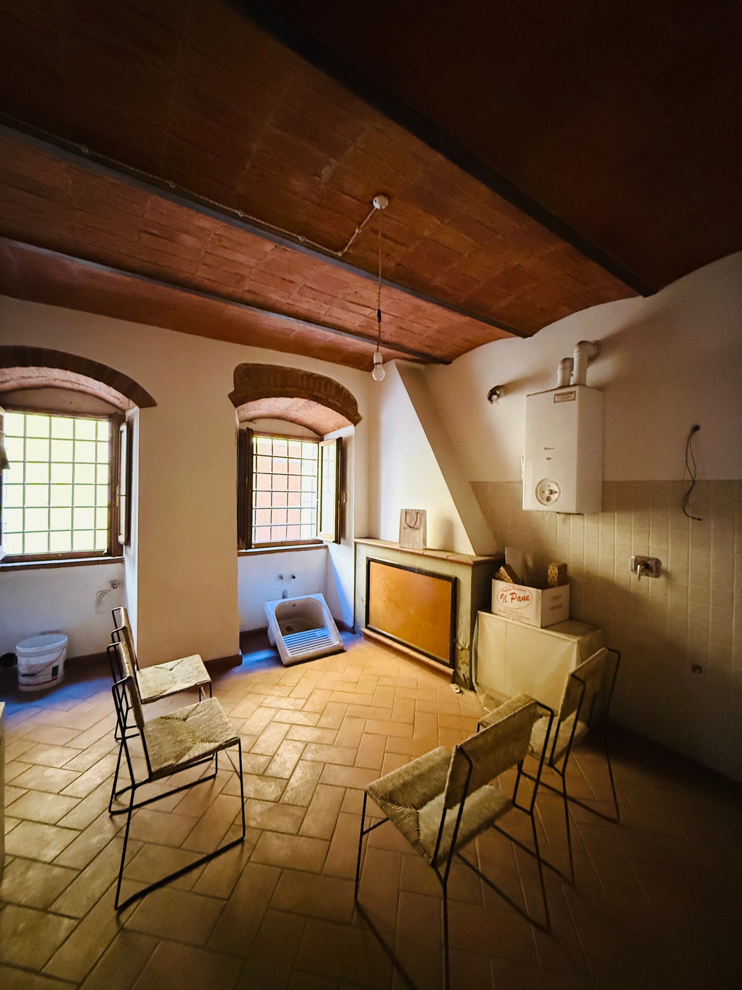 Completely renovated, never-inhabited detached townhouse in Laterina