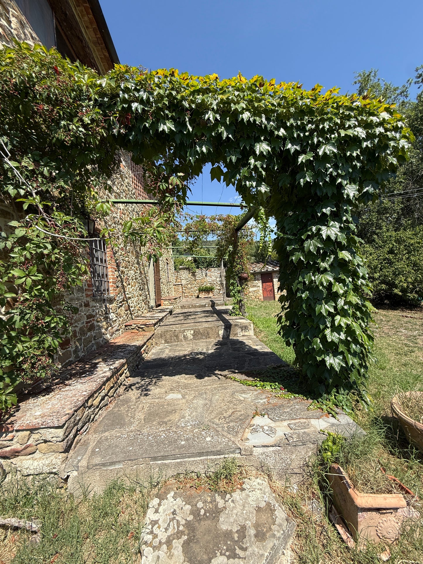 Charming Renovated Stone Barn with Pool