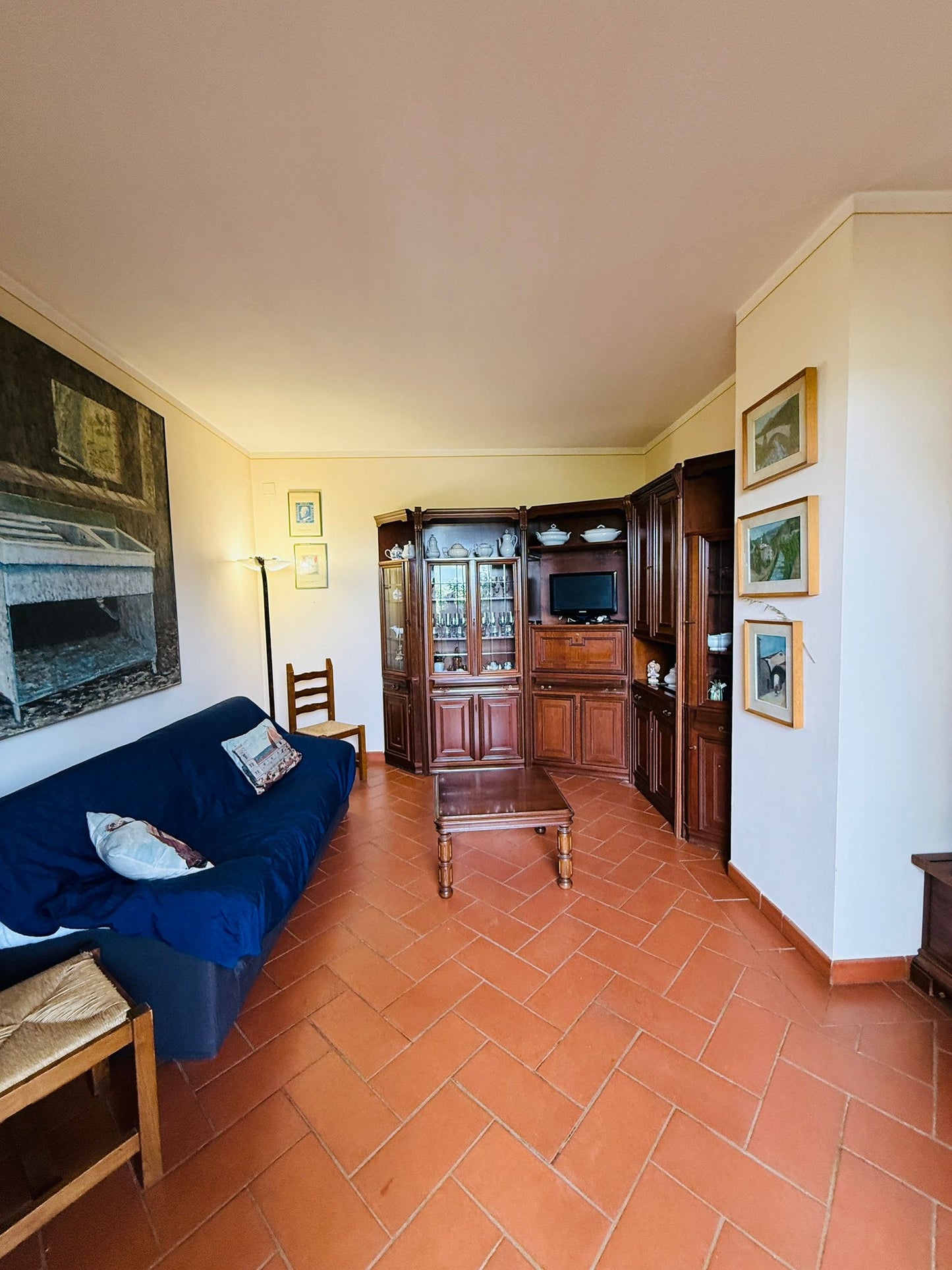 Detached house with three bedrooms and two bathrooms