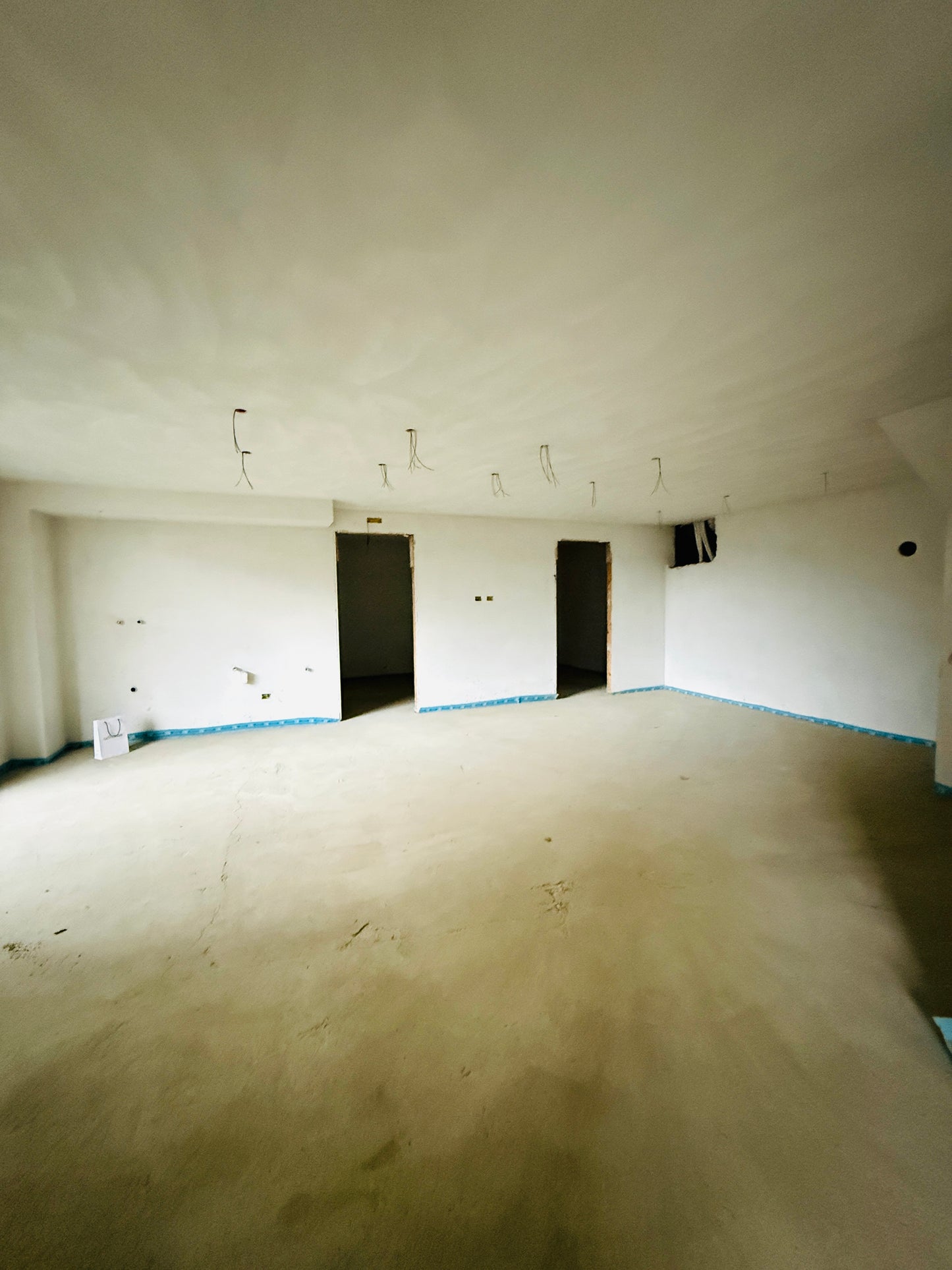 Semi-detached house for sale - advanced unfinished state