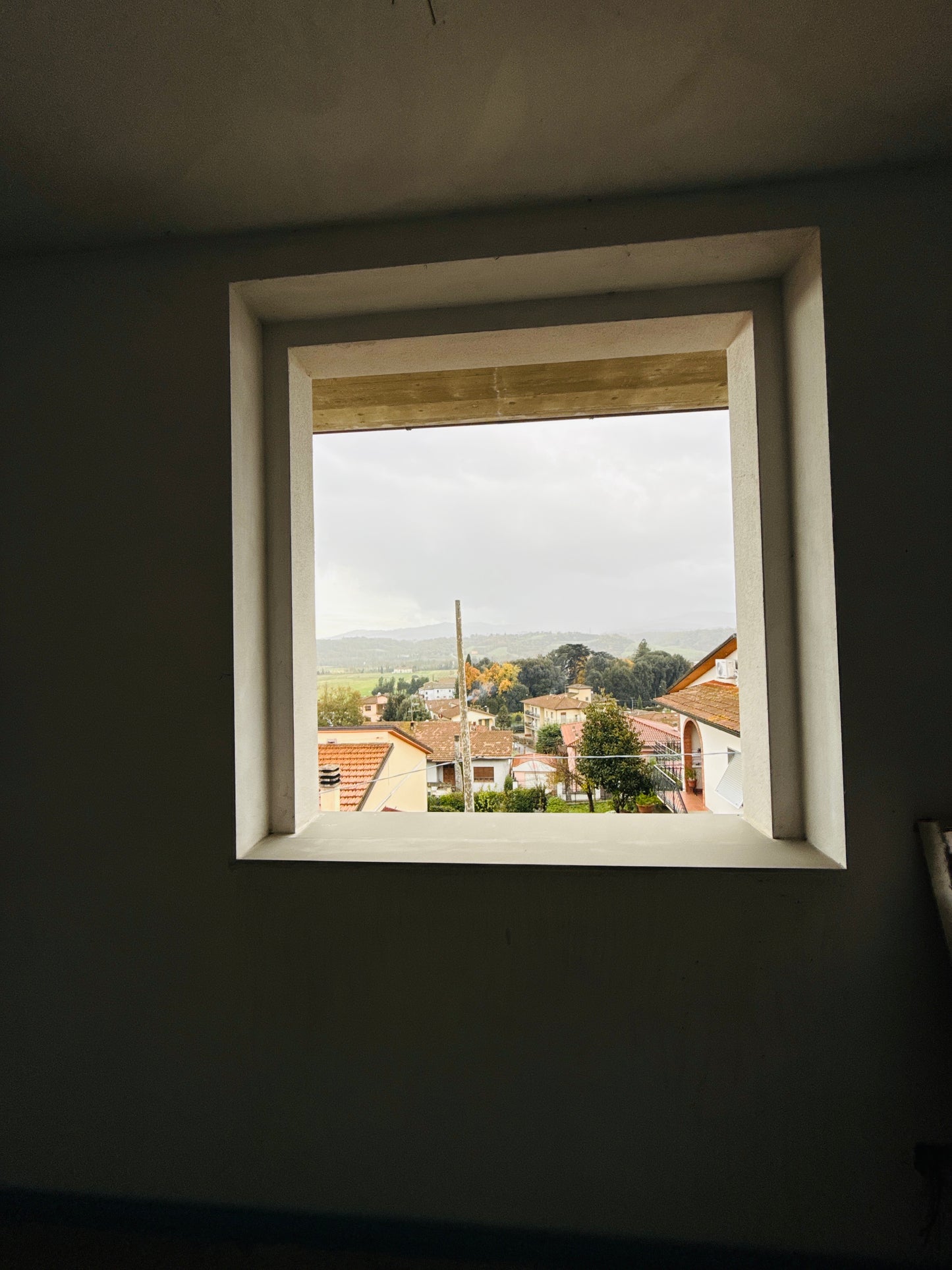 Semi-detached house for sale - advanced unfinished state