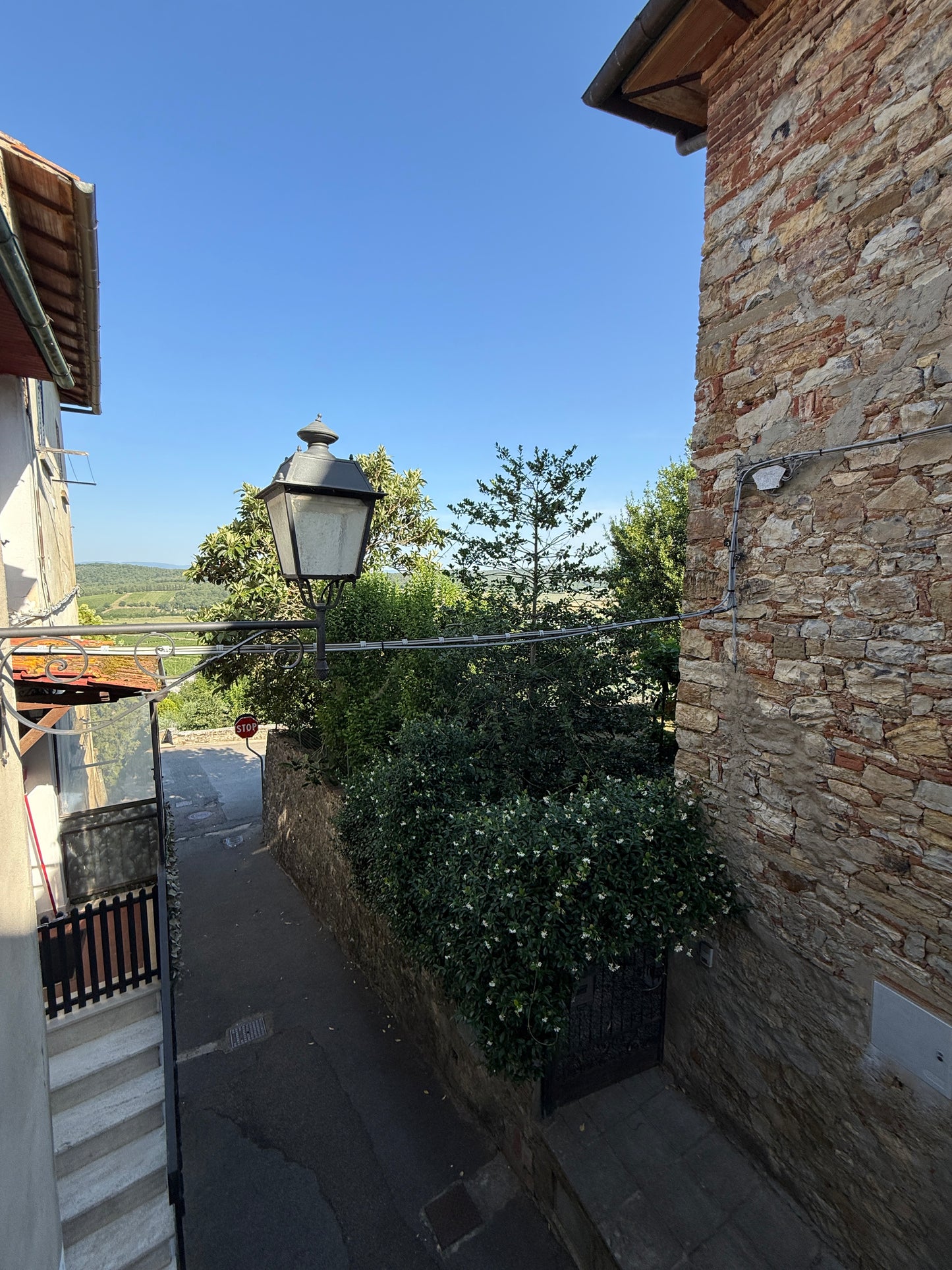 House with two terraces and double garage