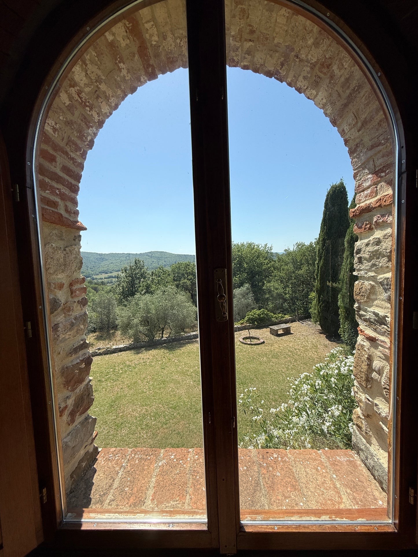 Charming Renovated Stone Barn with Pool